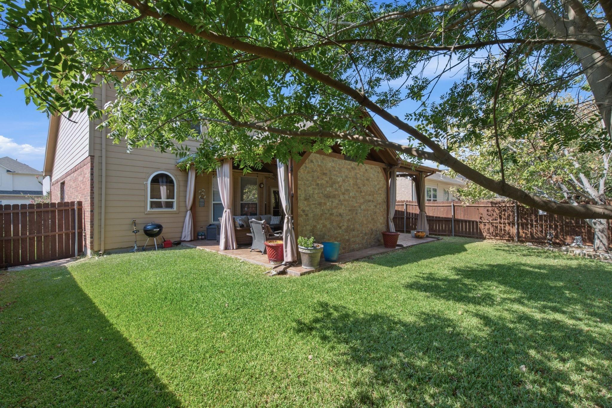 main property photo 32