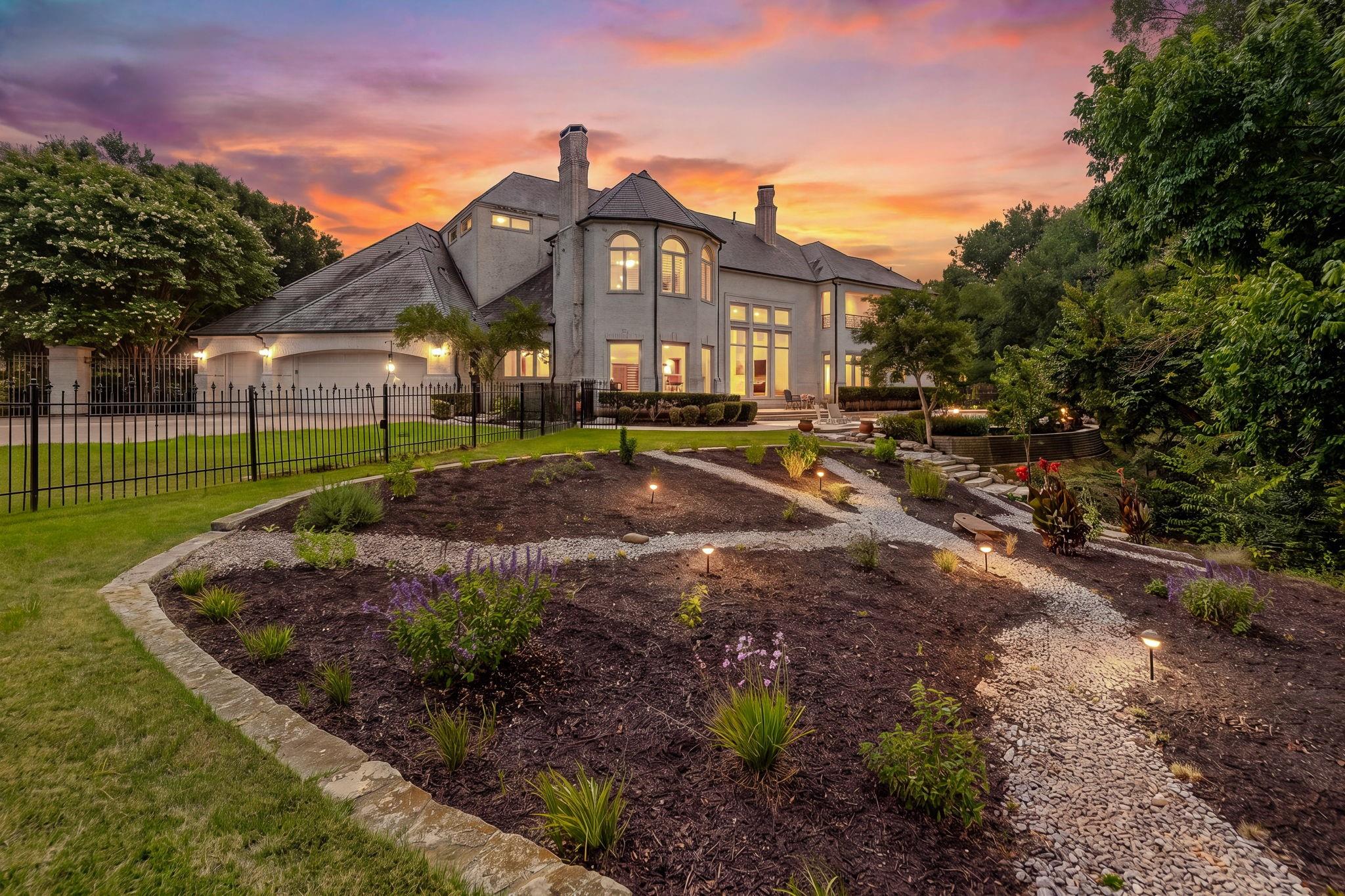 main property photo 34