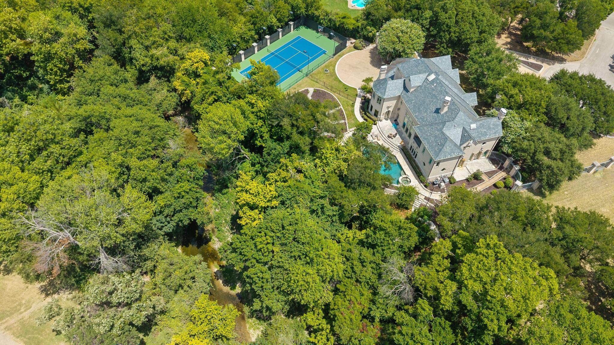 main property photo 37