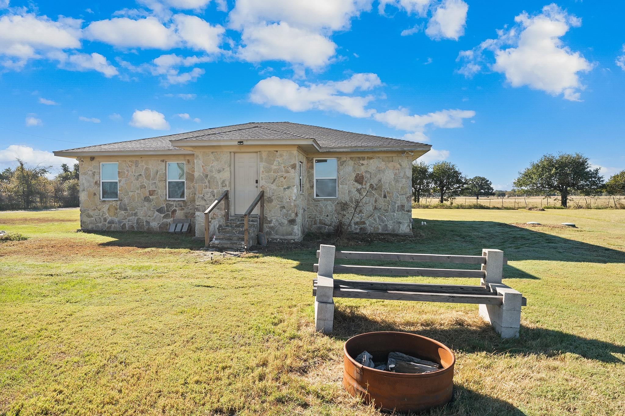 main property photo 31