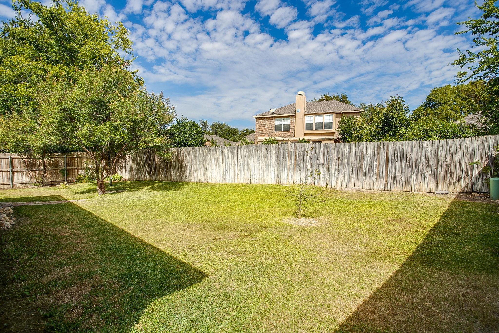 main property photo 32