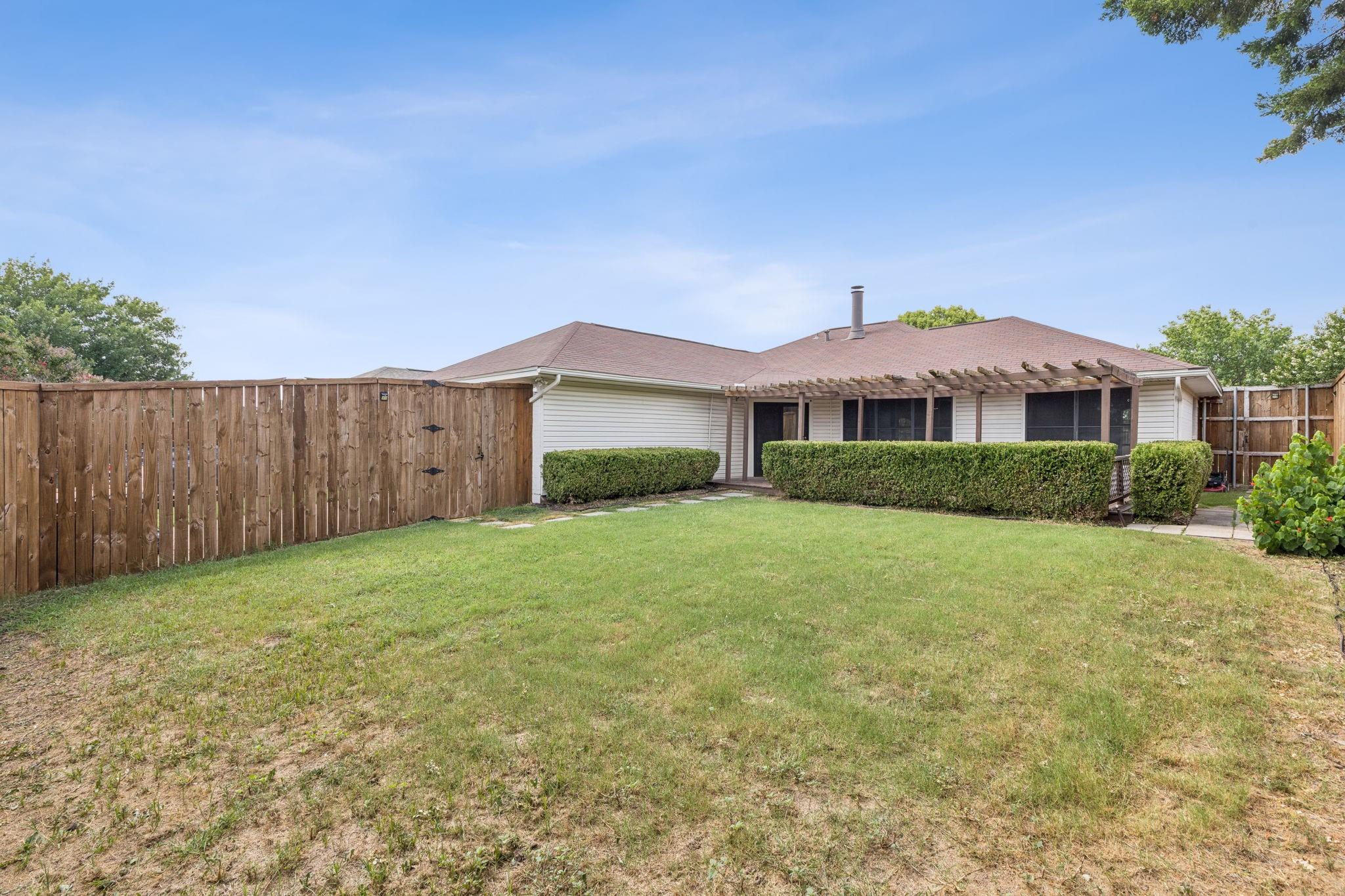 main property photo 20
