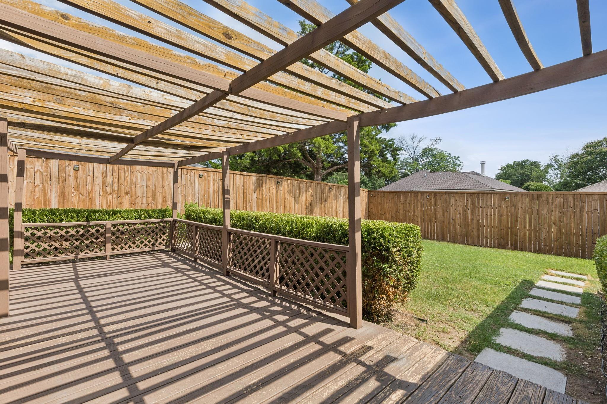 main property photo 22