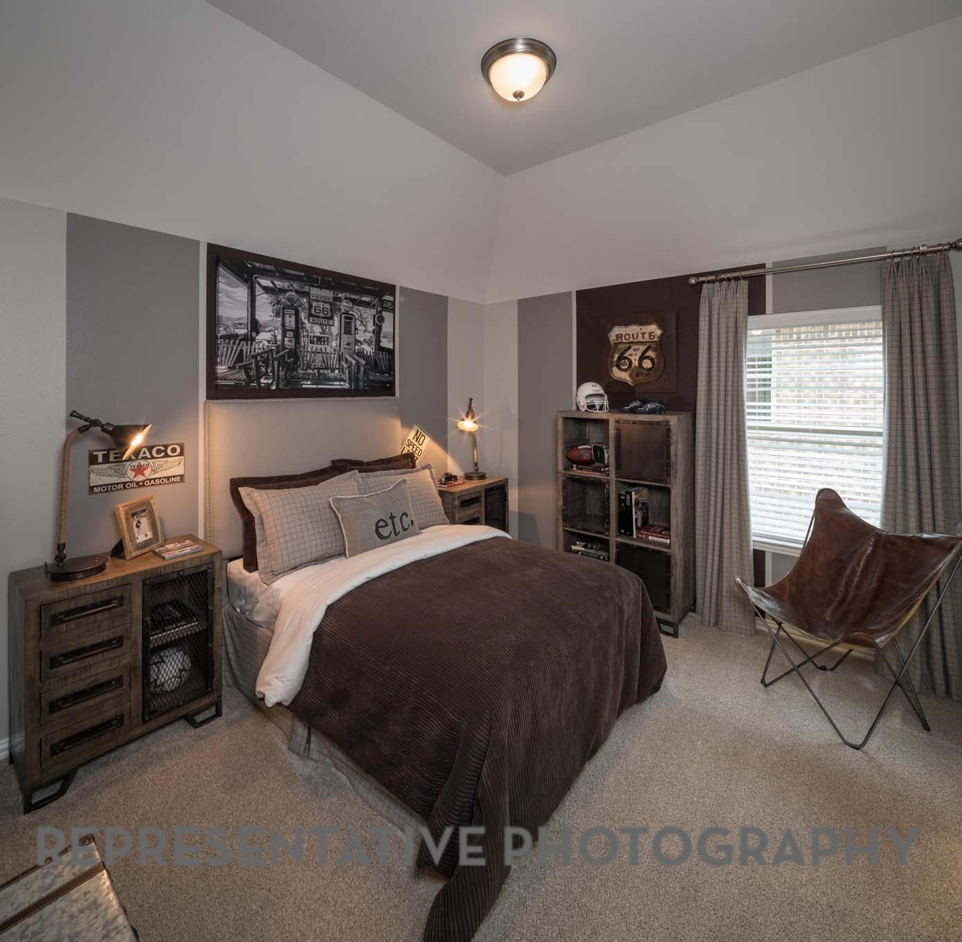 main property photo 18