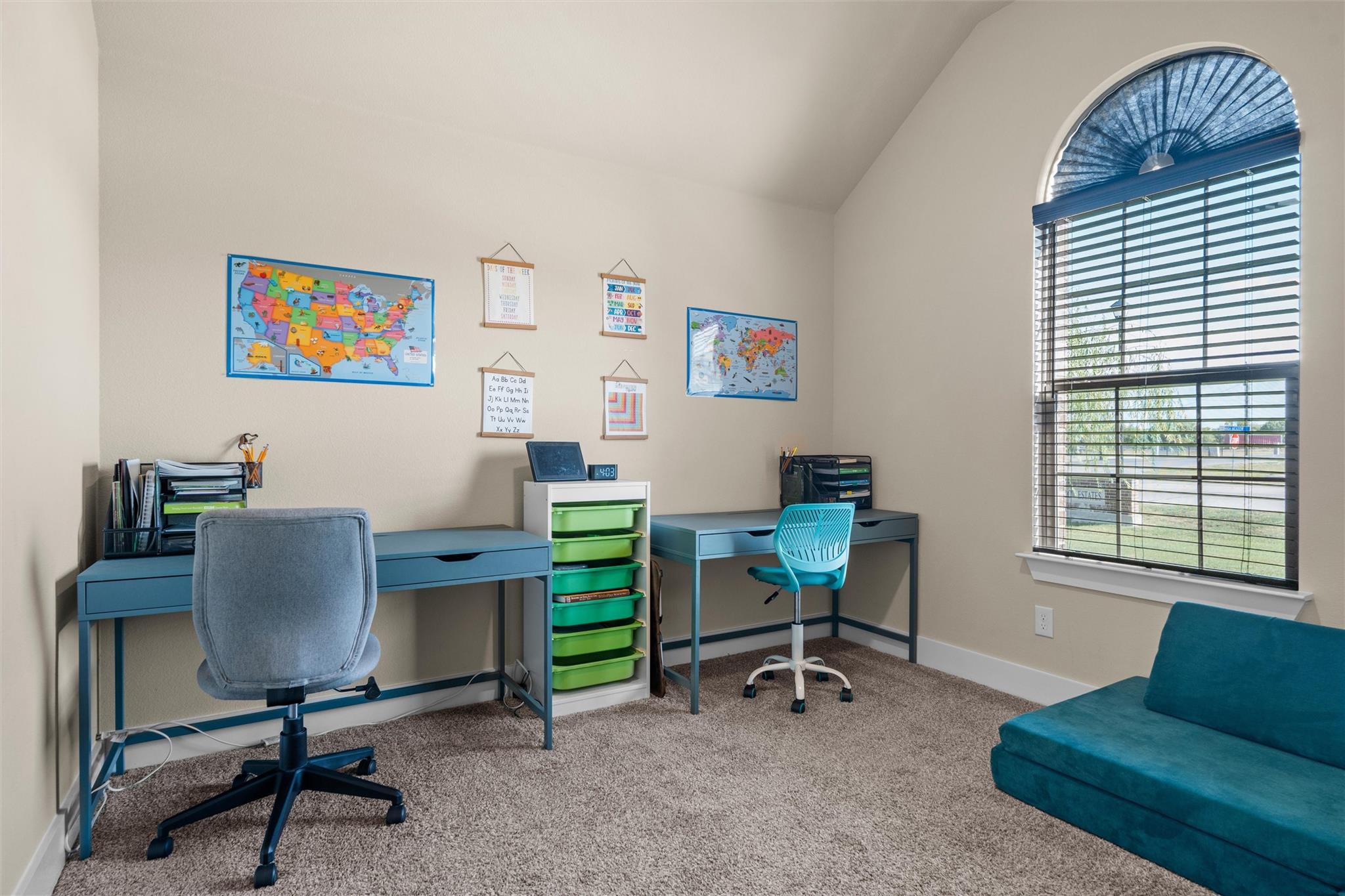 main property photo 4