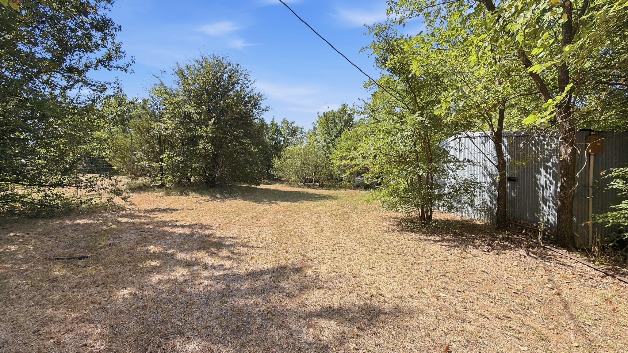 main property photo 23