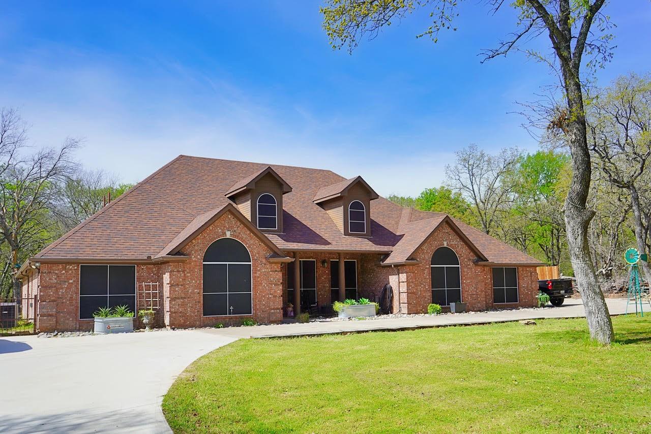 main property photo 2