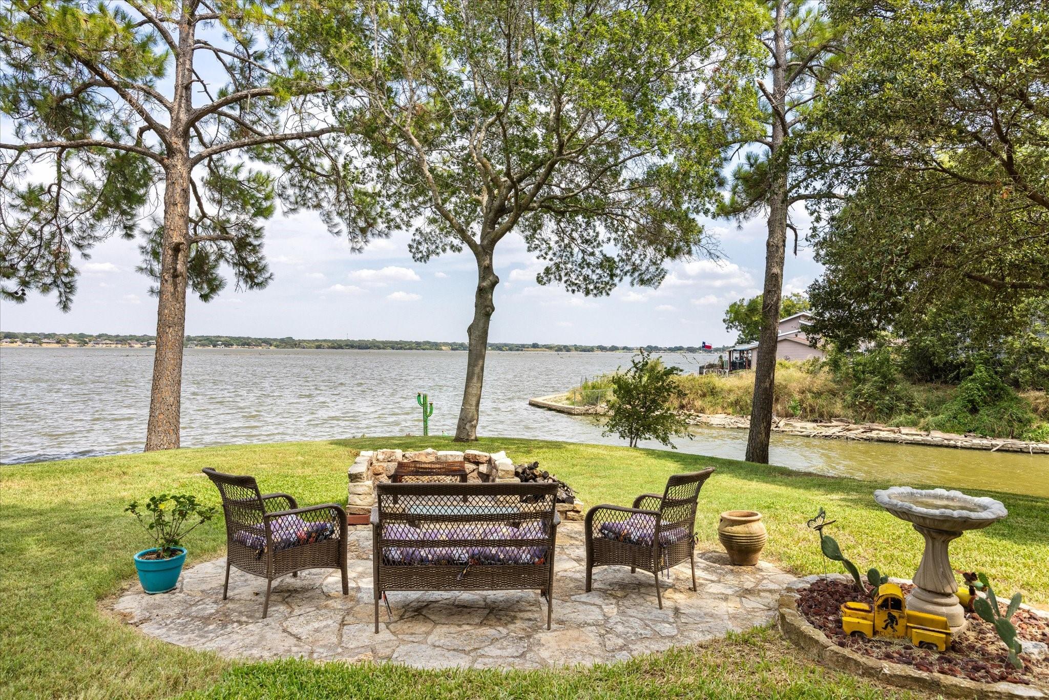 main property photo 23
