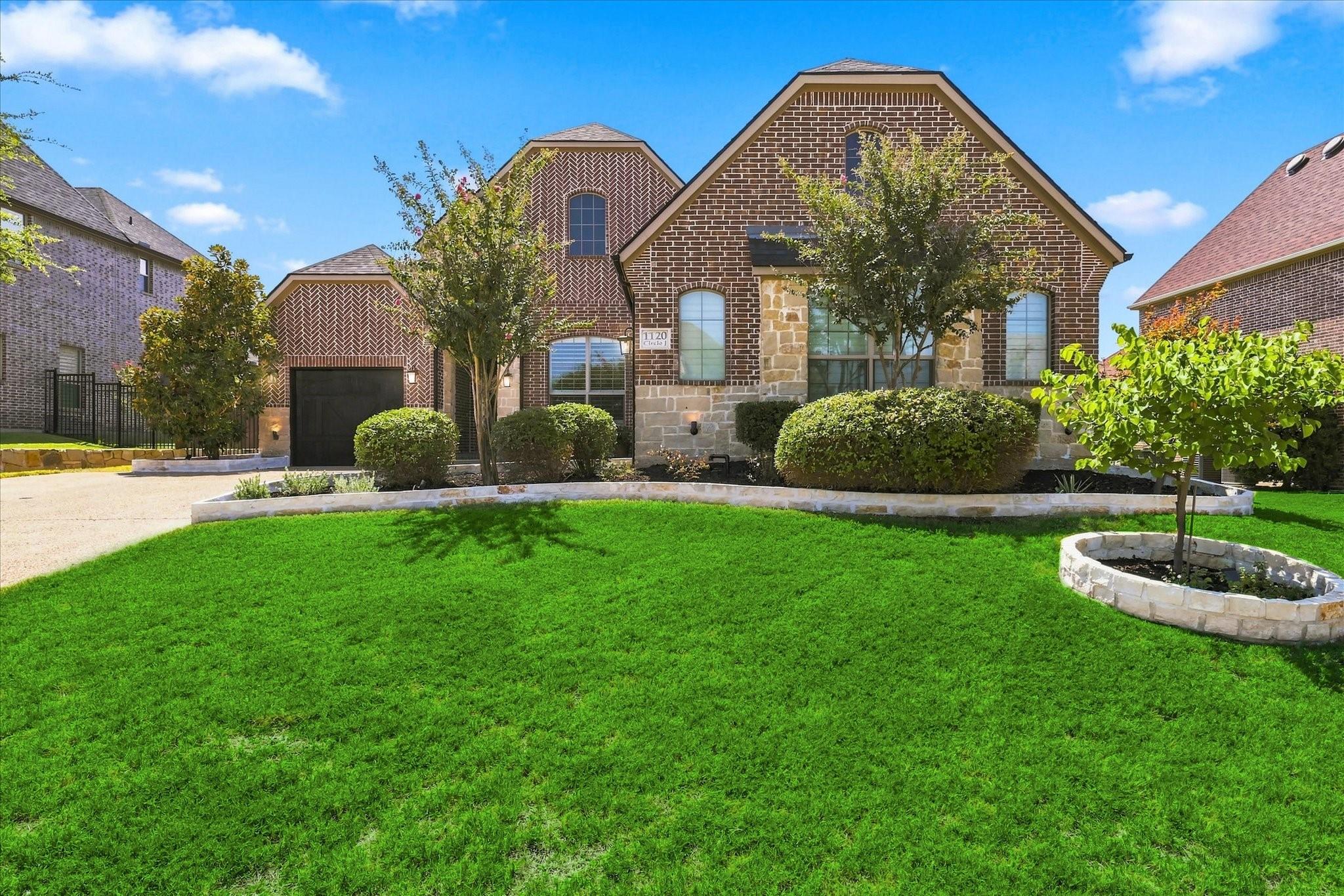 main property photo 2