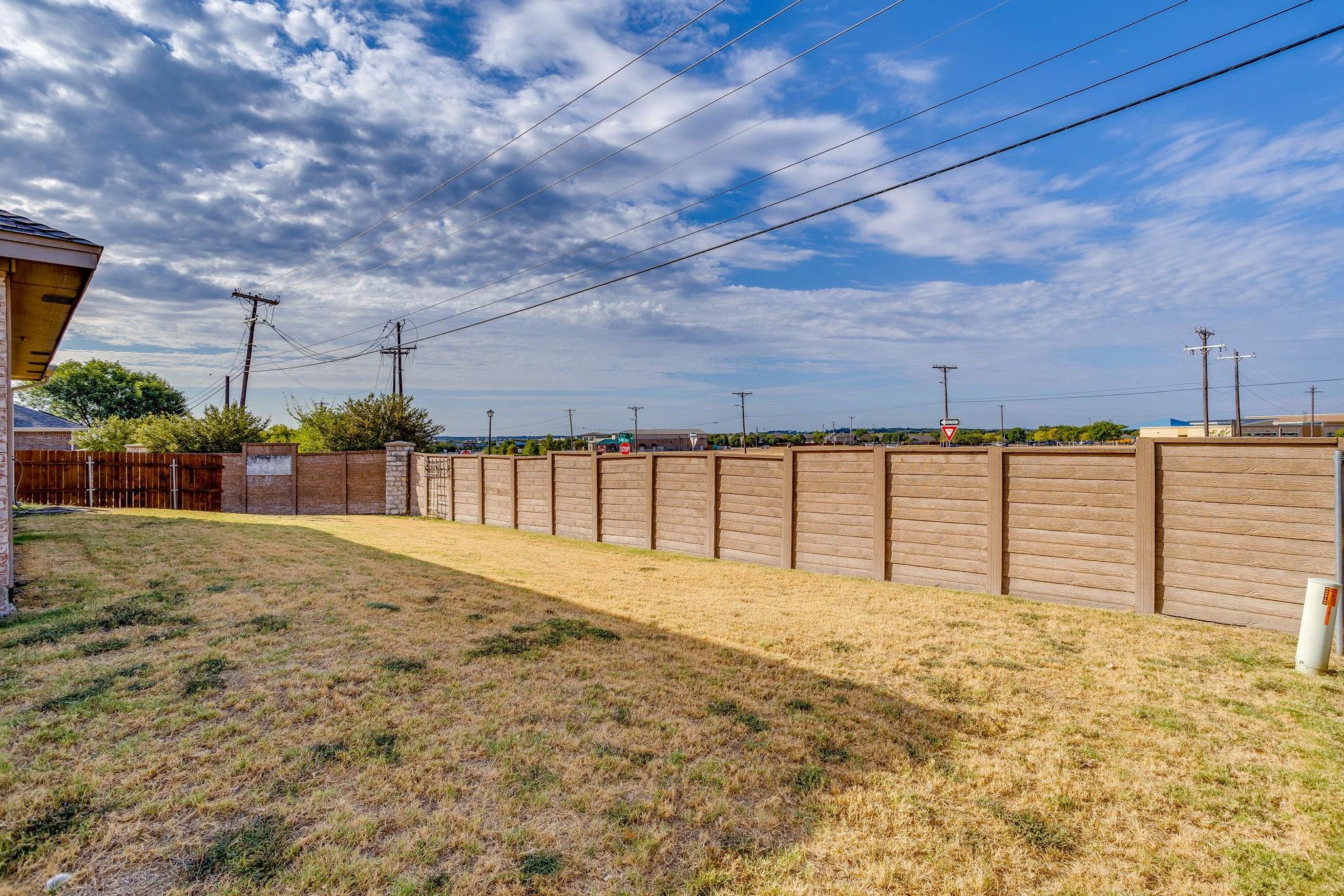 main property photo 37