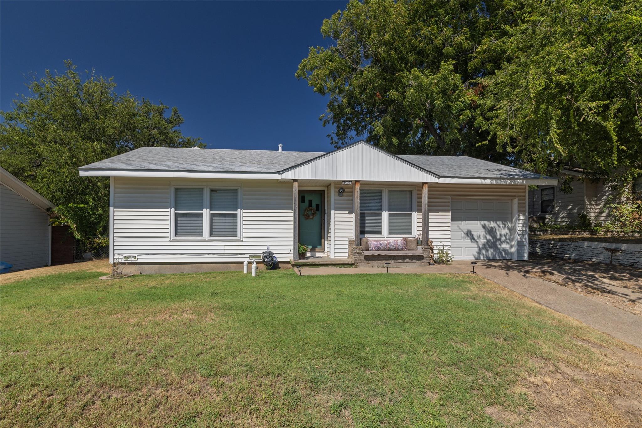 main property photo 2