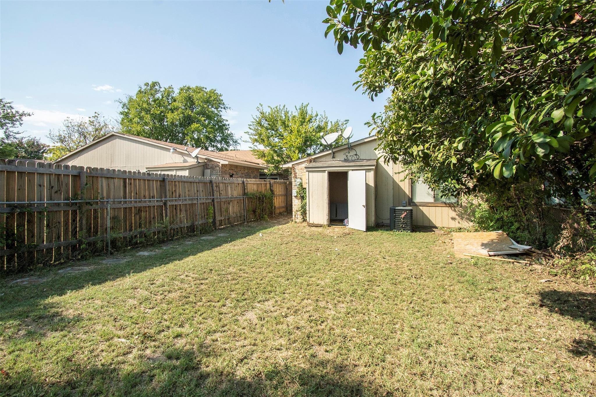 main property photo 12