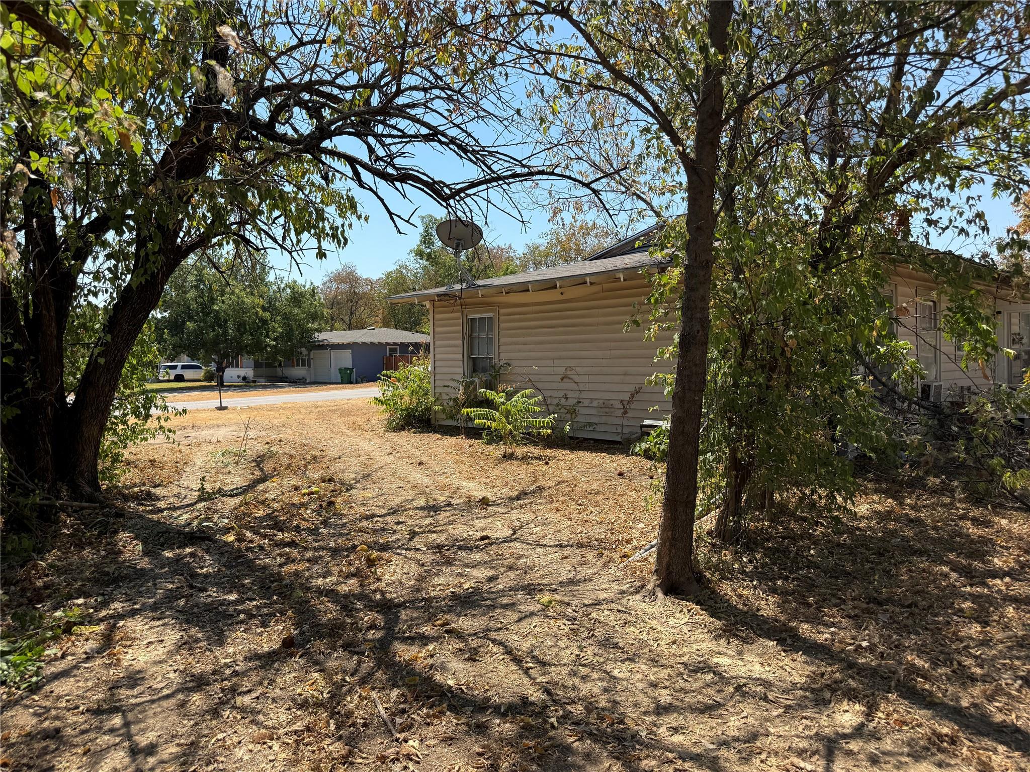 main property photo 5