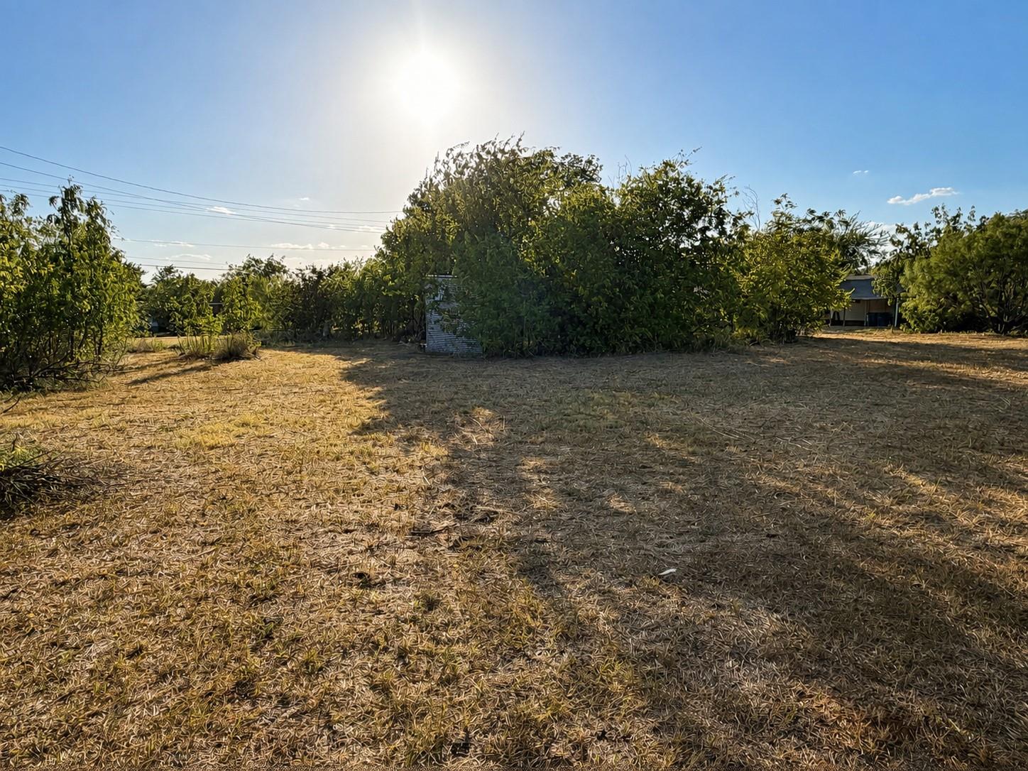 main property photo 8