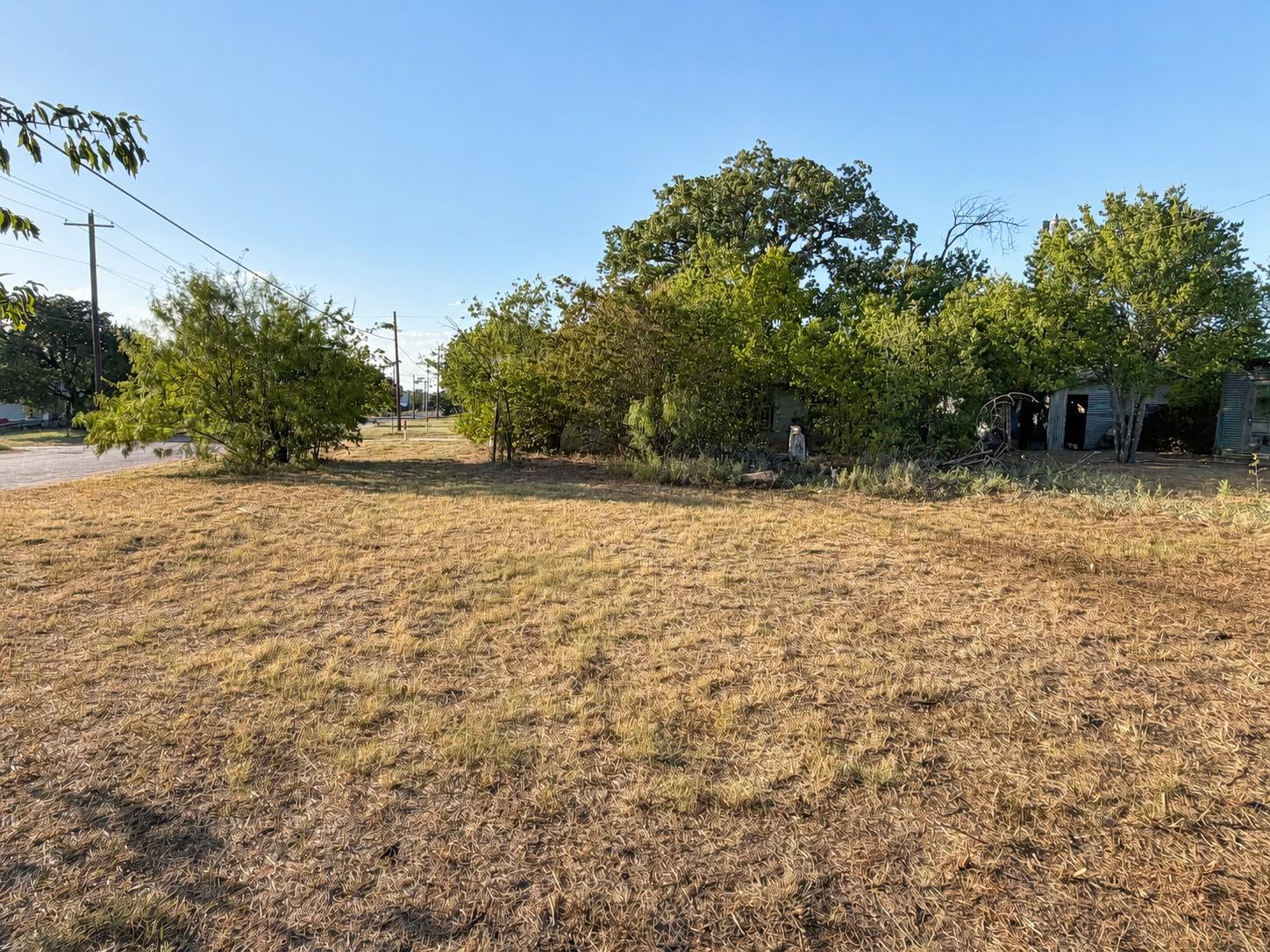 main property photo 19