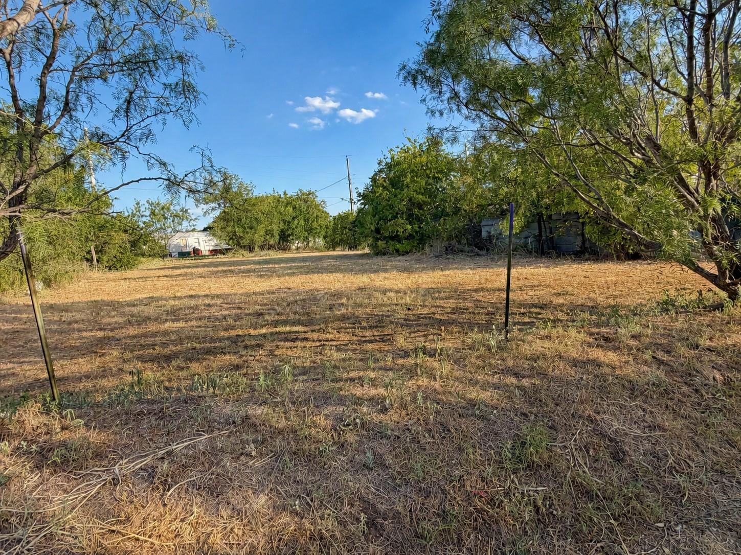 main property photo 30