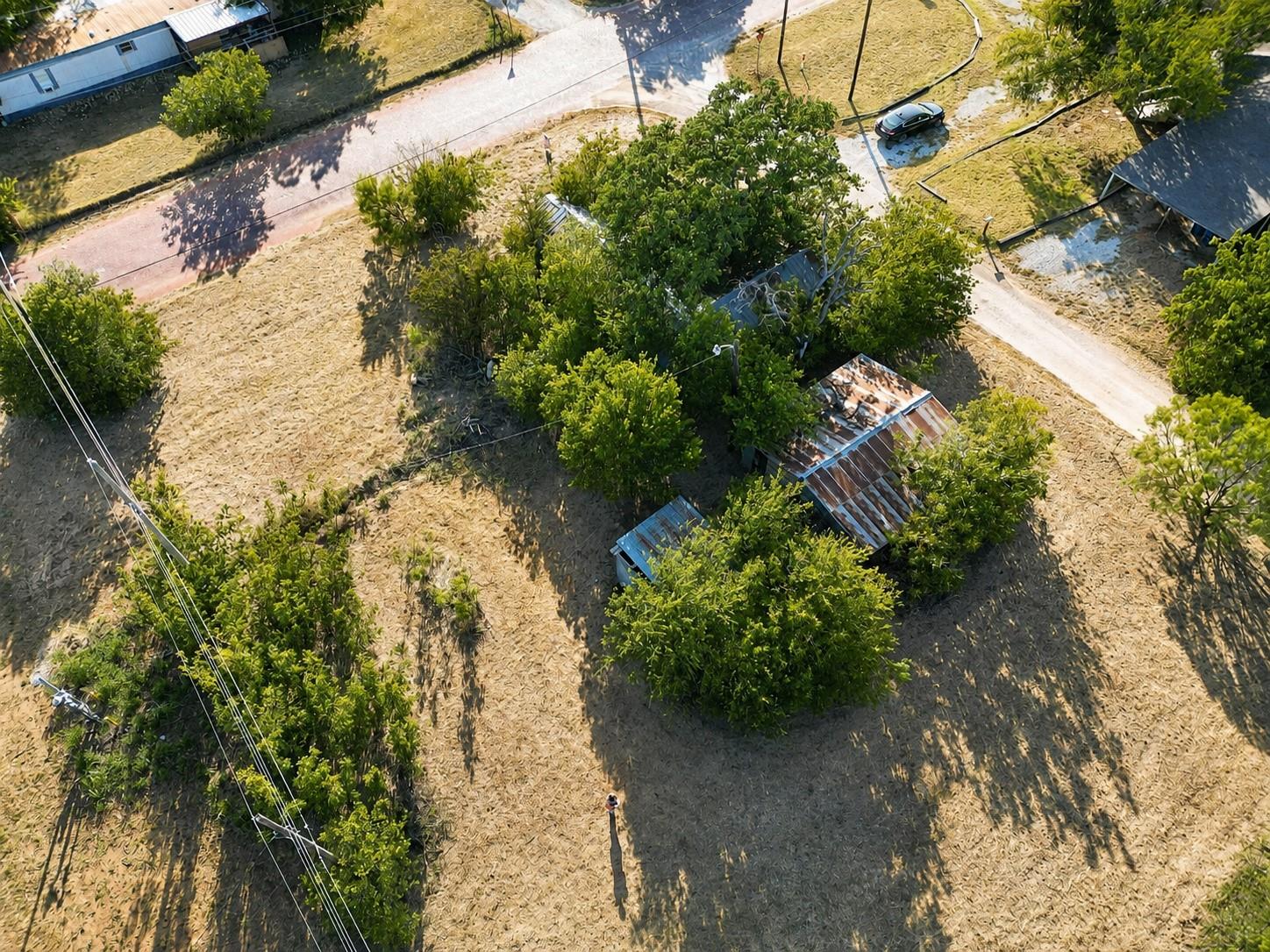 main property photo 32