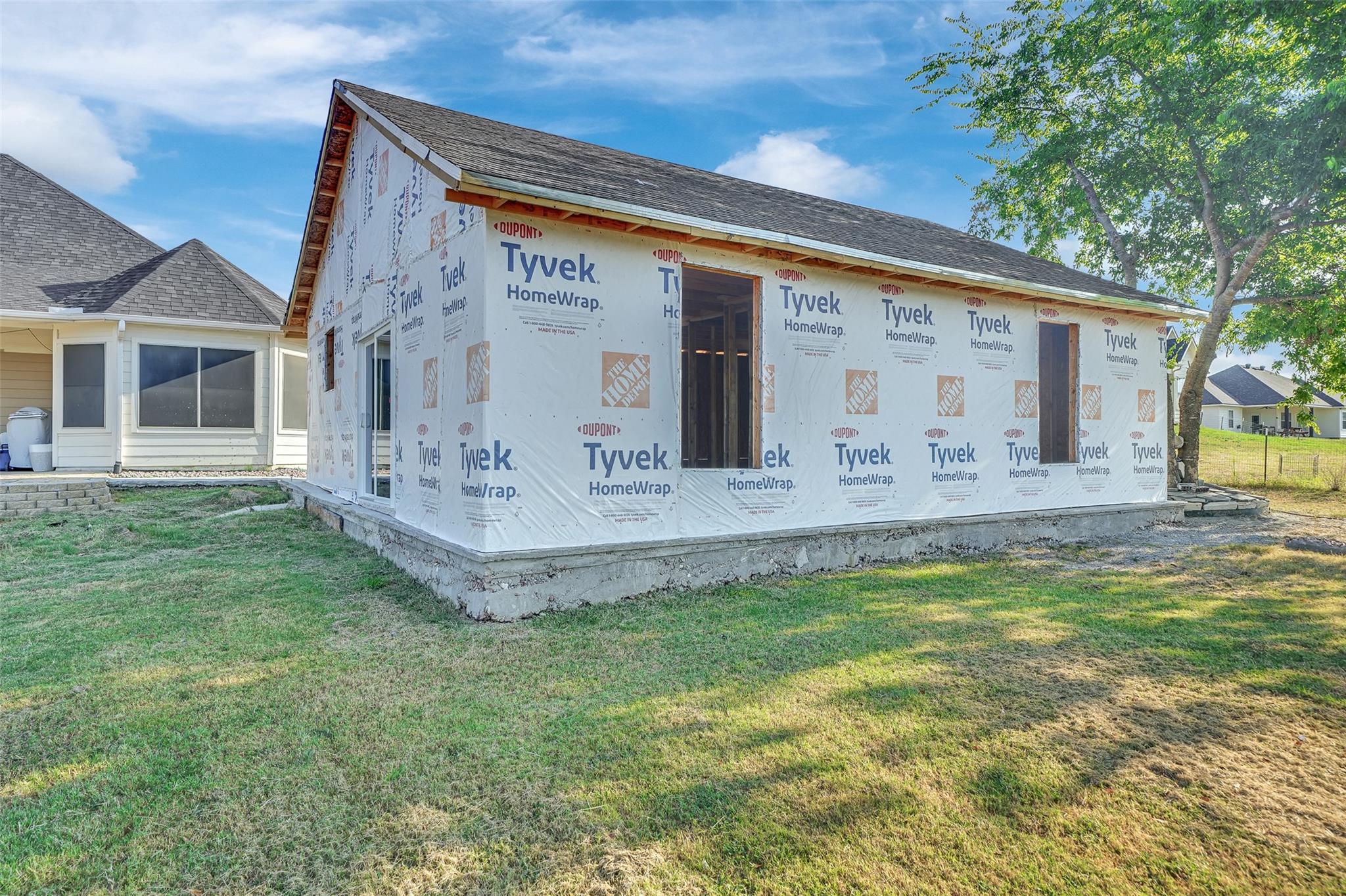 main property photo 33