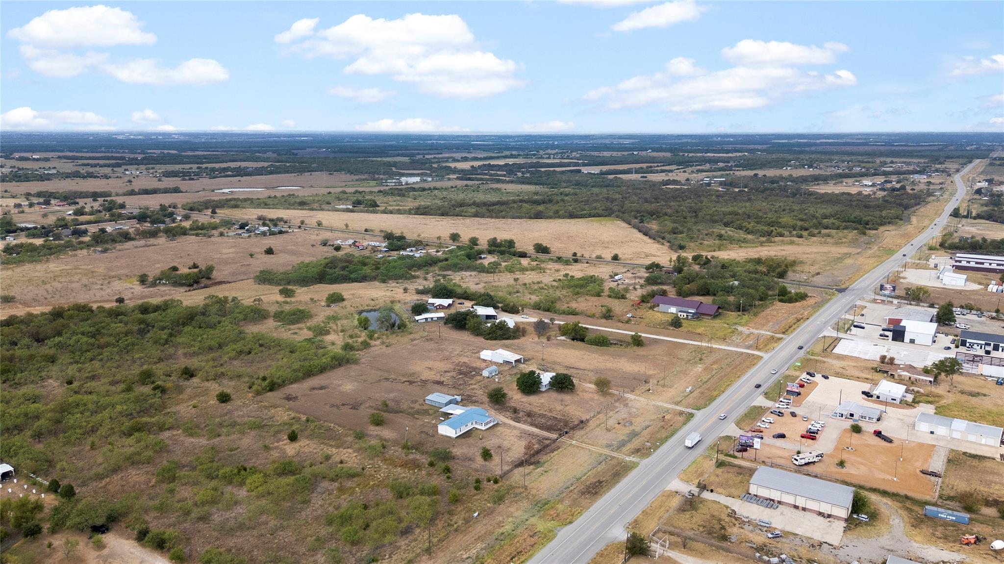 main property photo 16