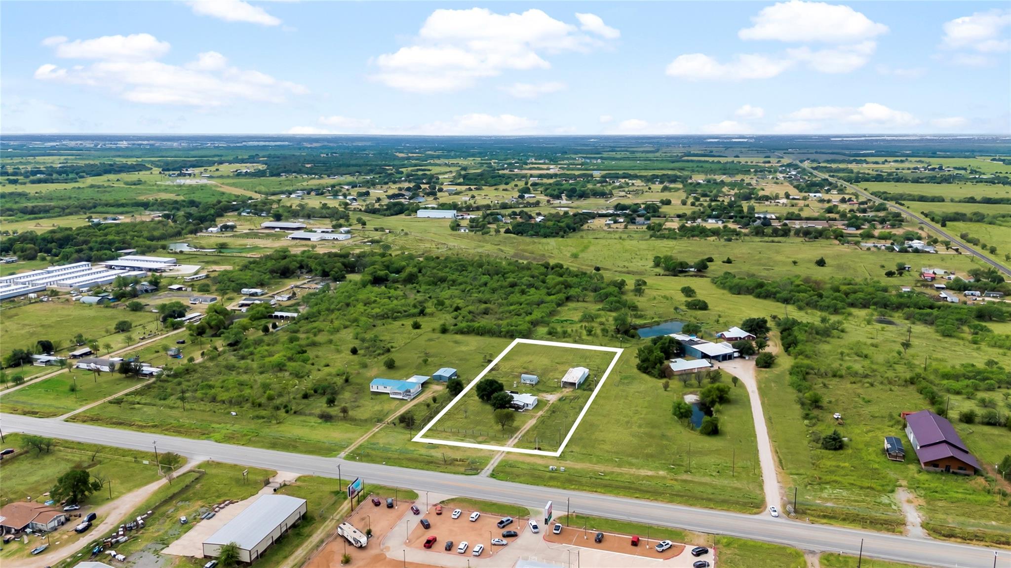 main property photo 17