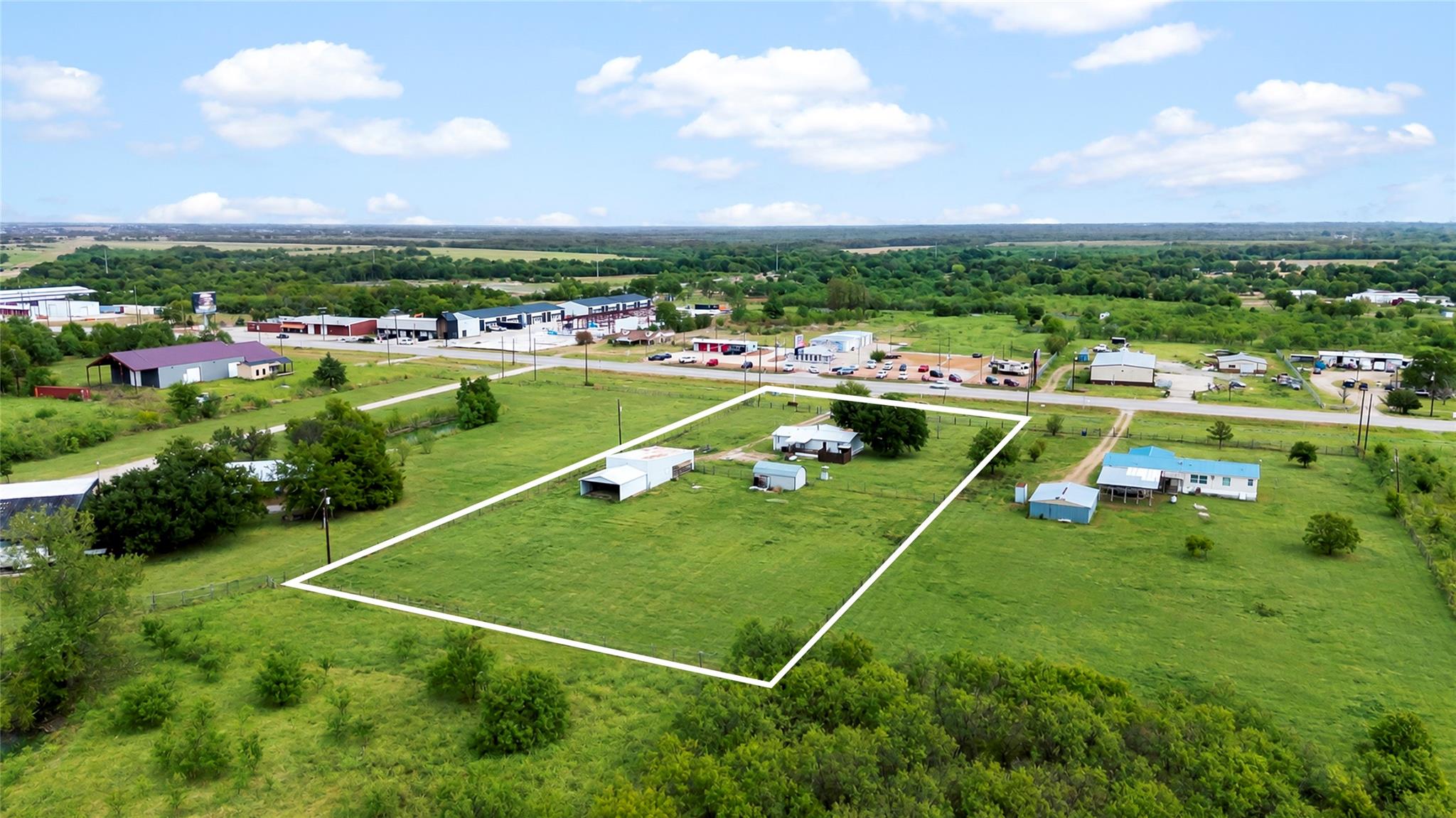 main property photo 5