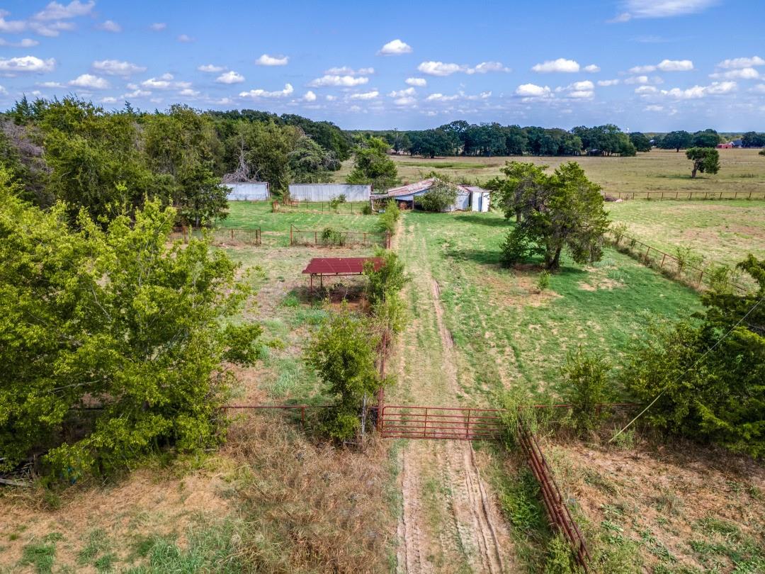 main property photo 6
