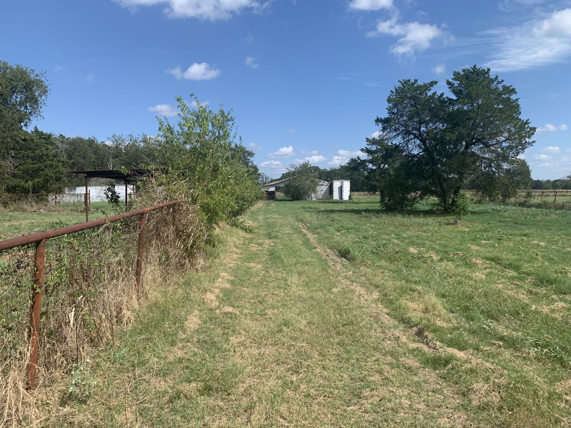 main property photo 8