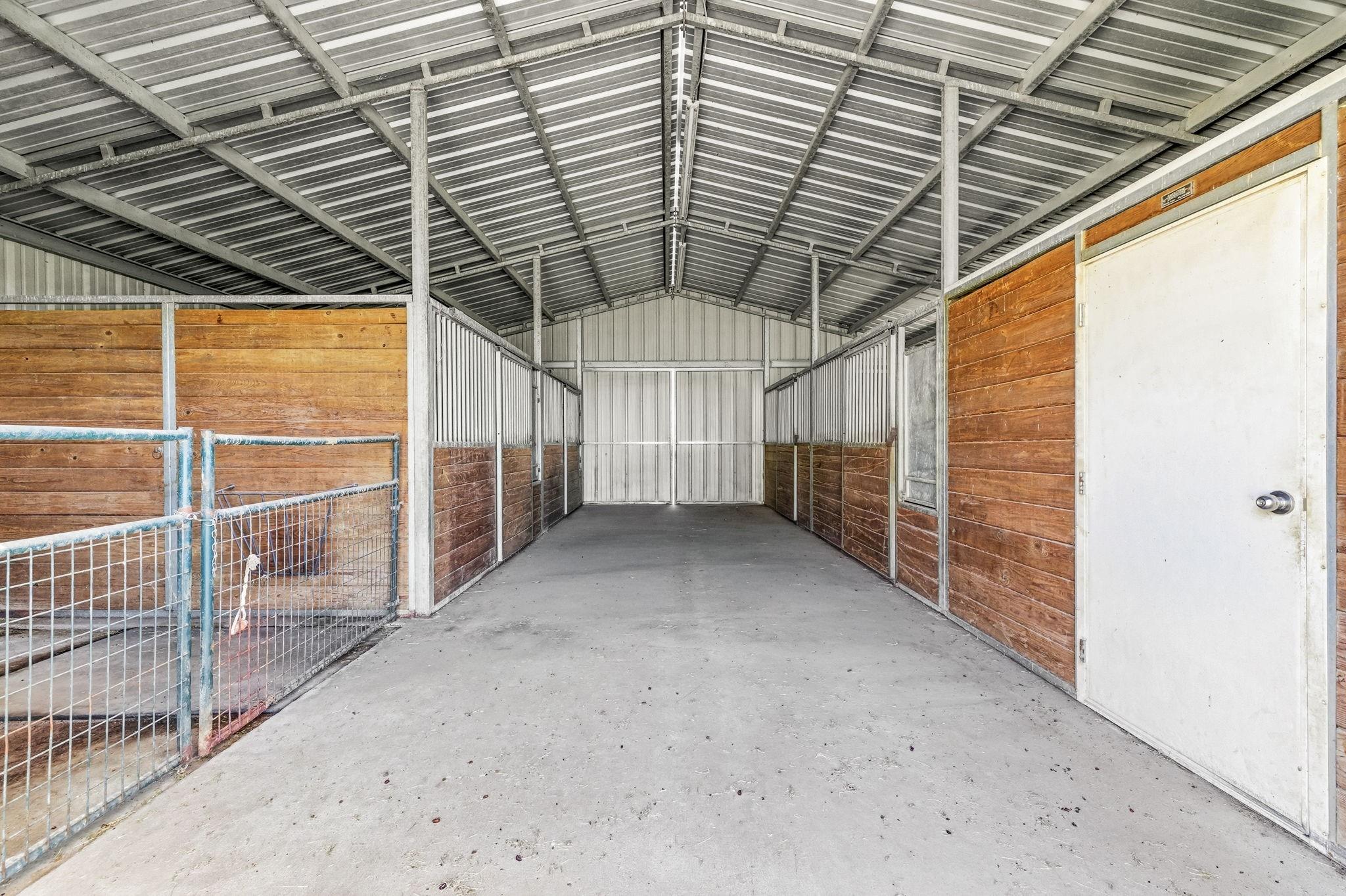main property photo 24