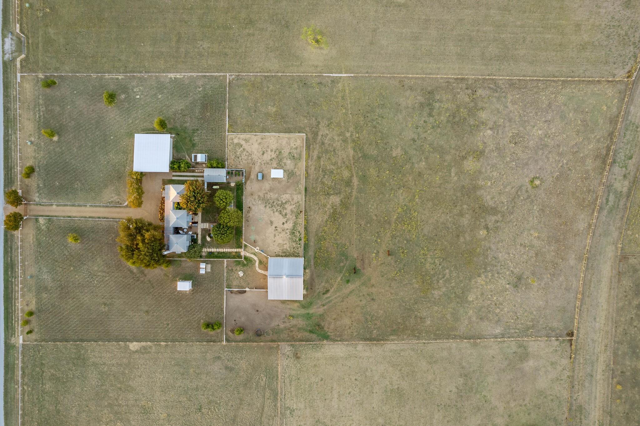 main property photo 35