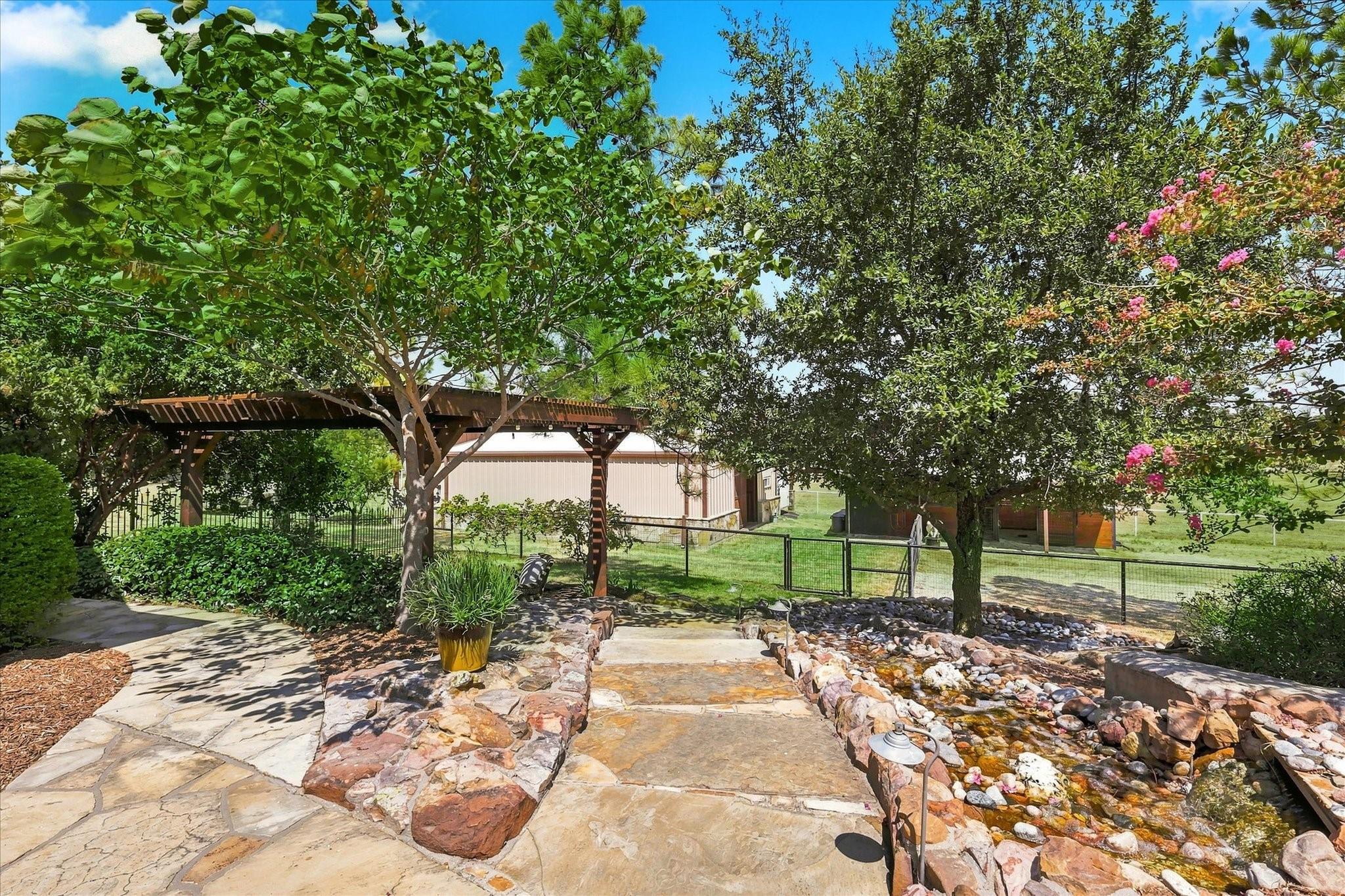 main property photo 26