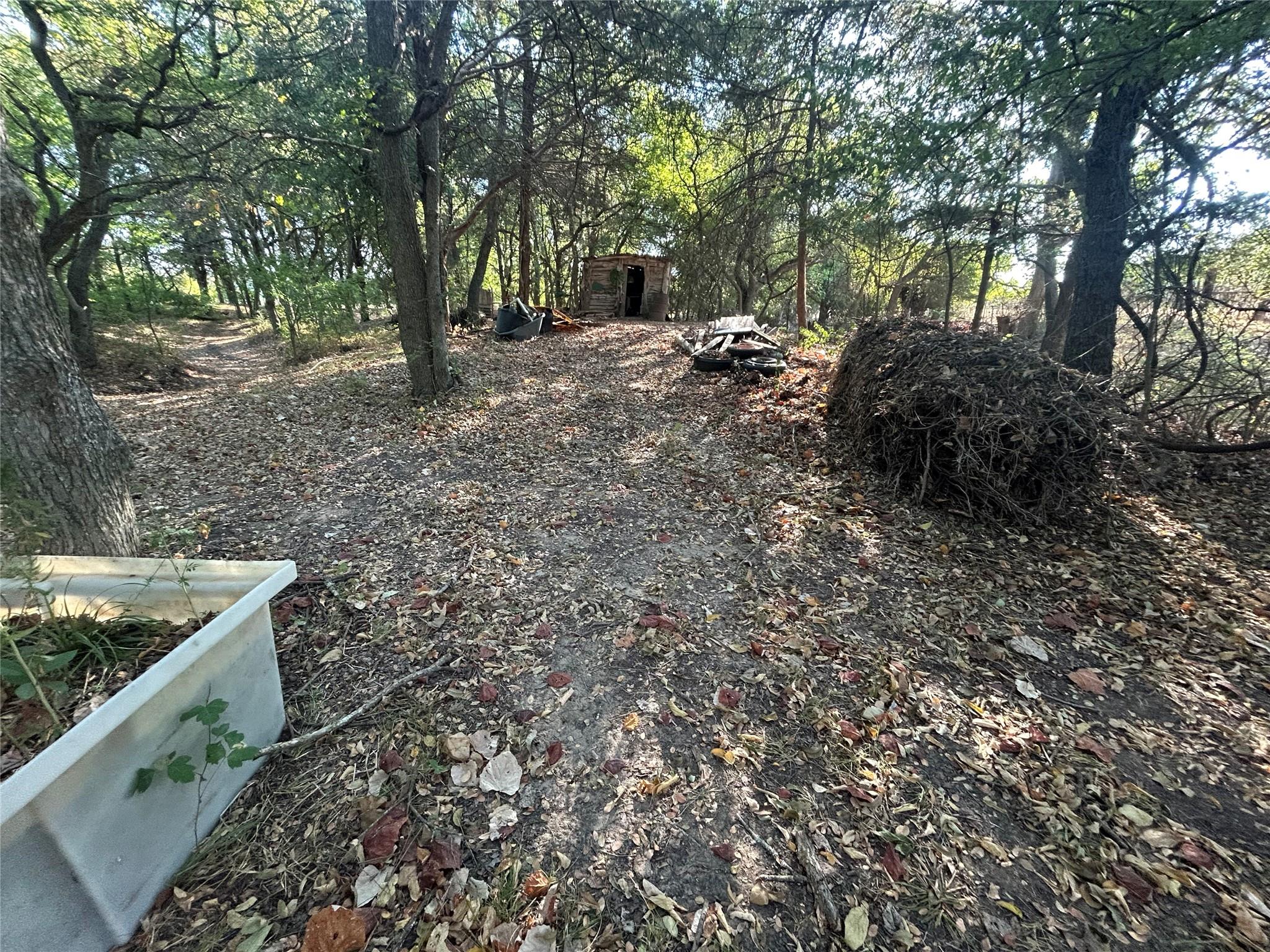 main property photo 23