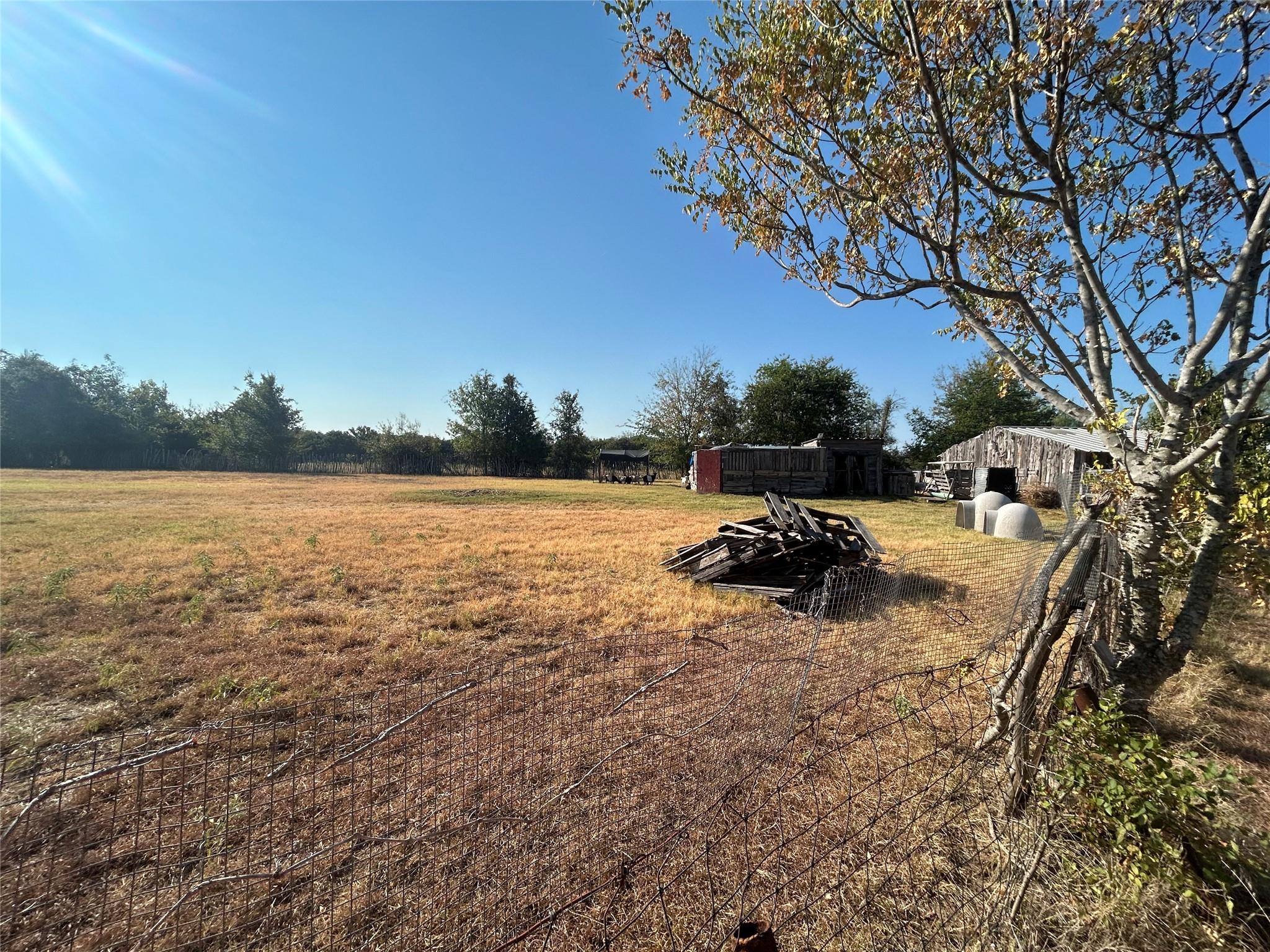 main property photo 30