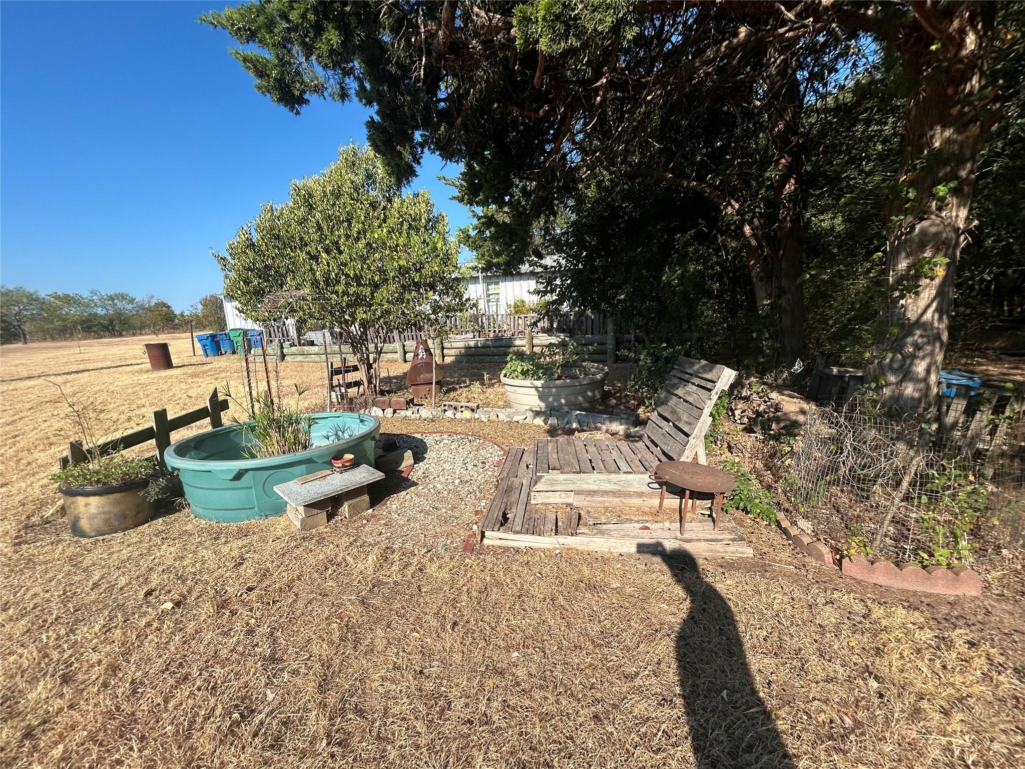 main property photo 32