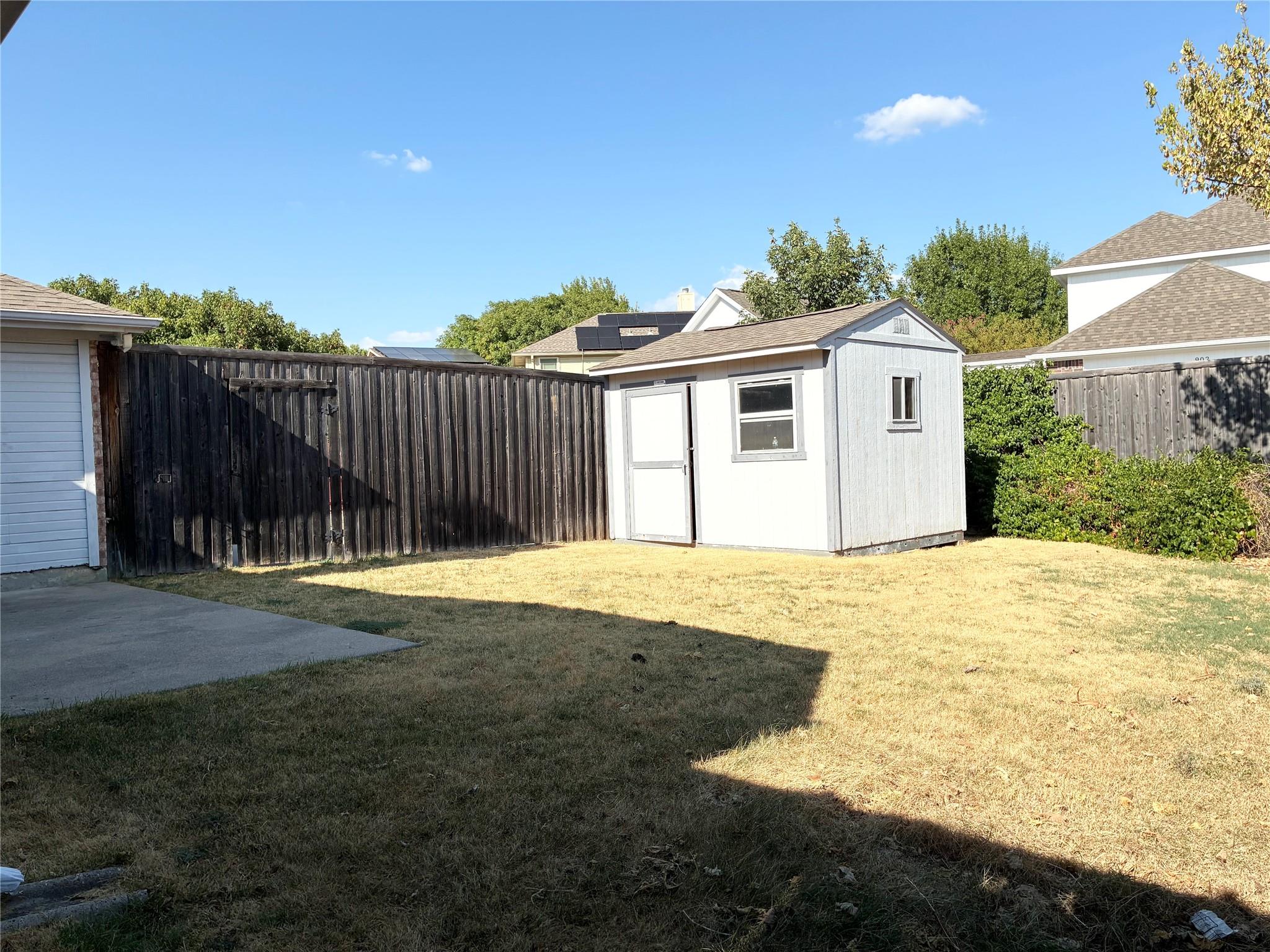 main property photo 15