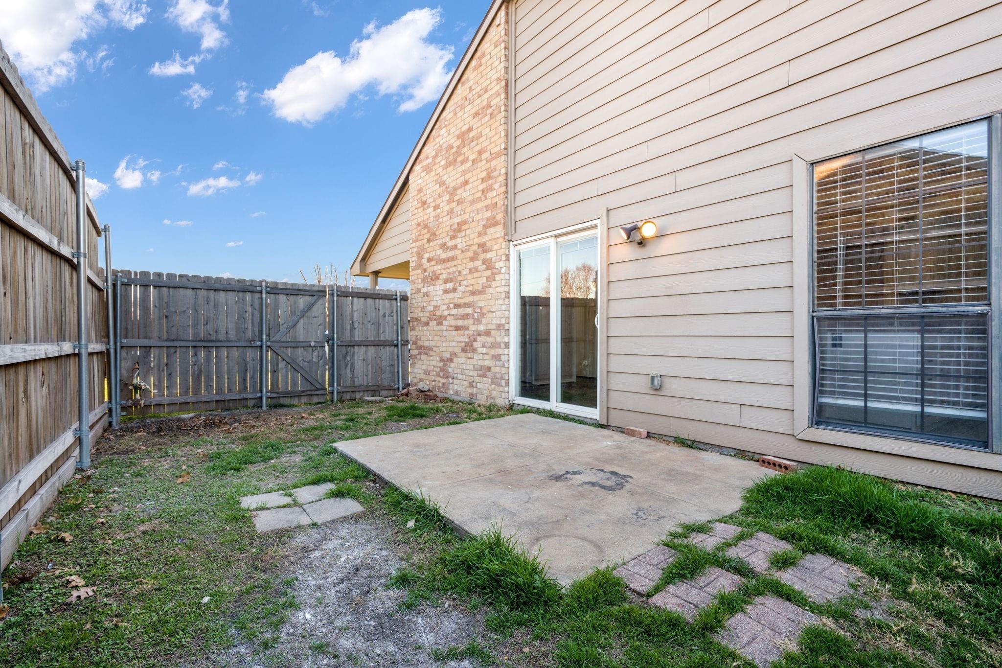 main property photo 17