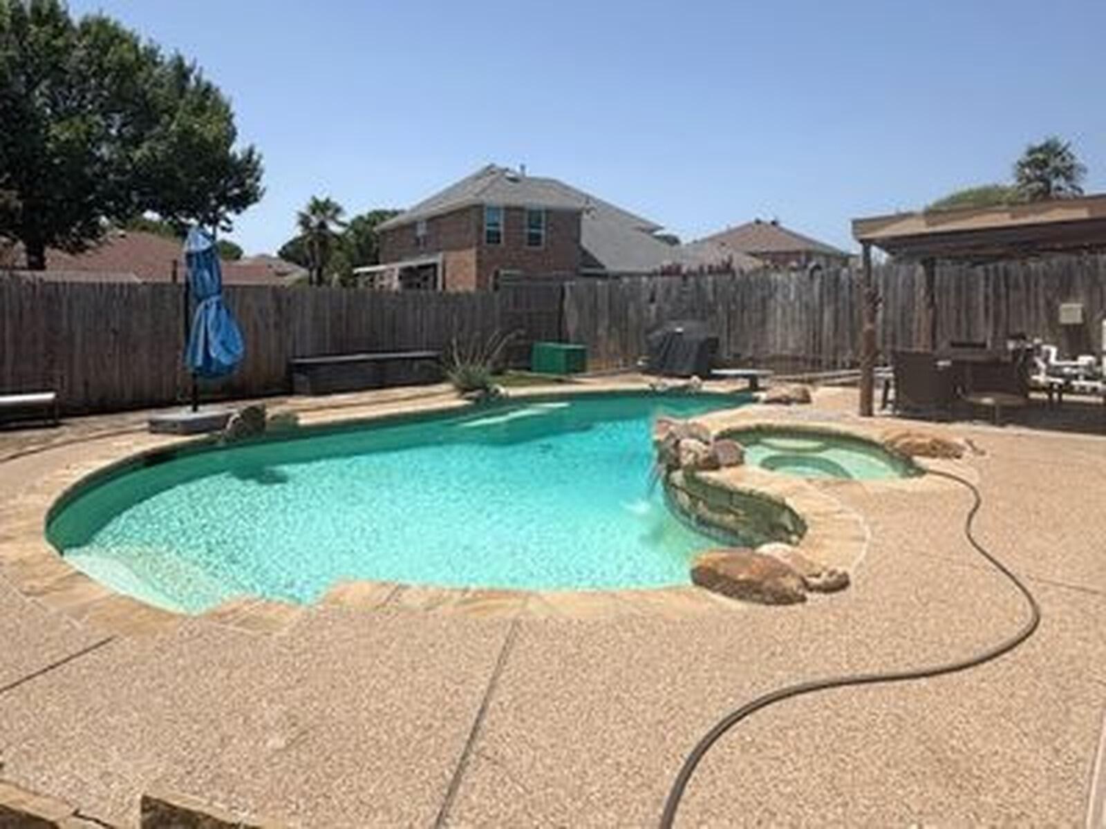 main property photo 27