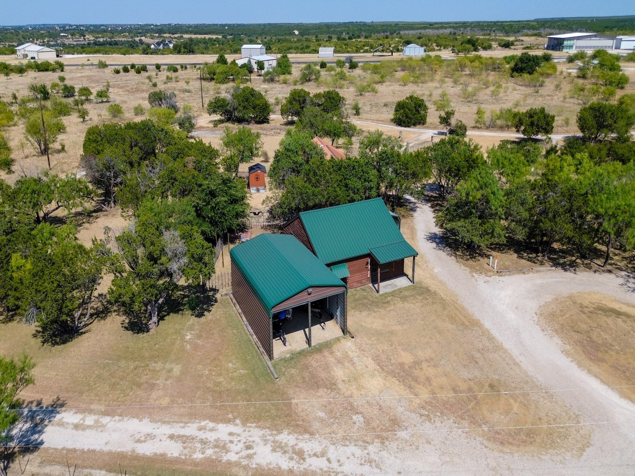 main property photo 12