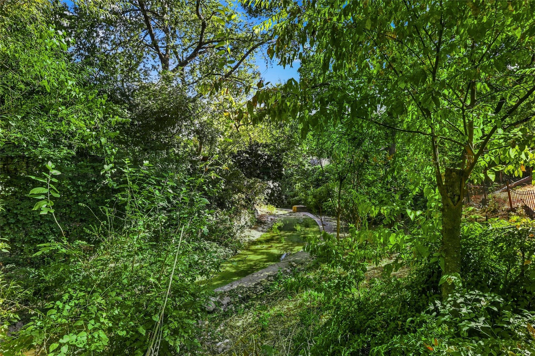 main property photo 34
