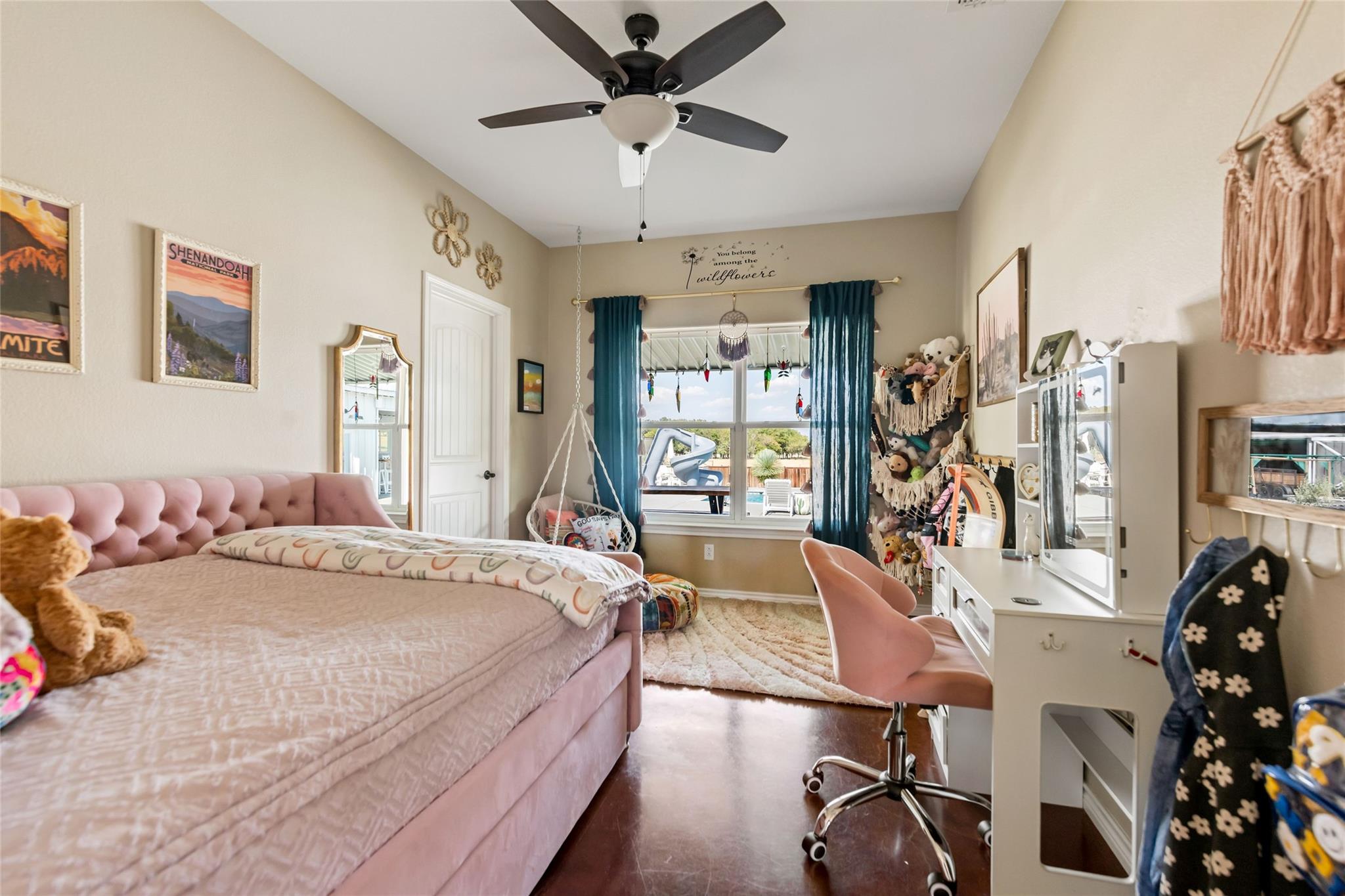 main property photo 25