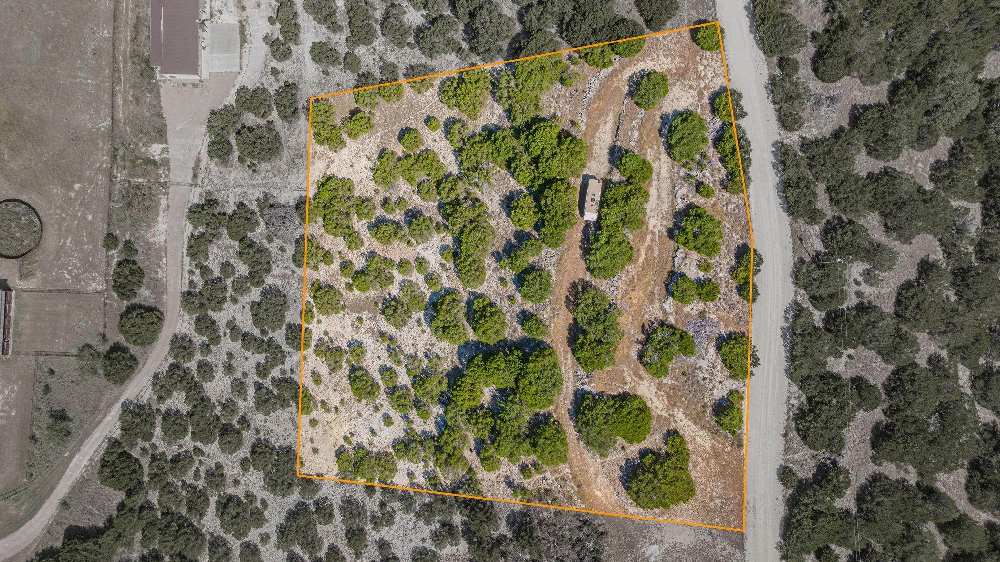 main property photo 11