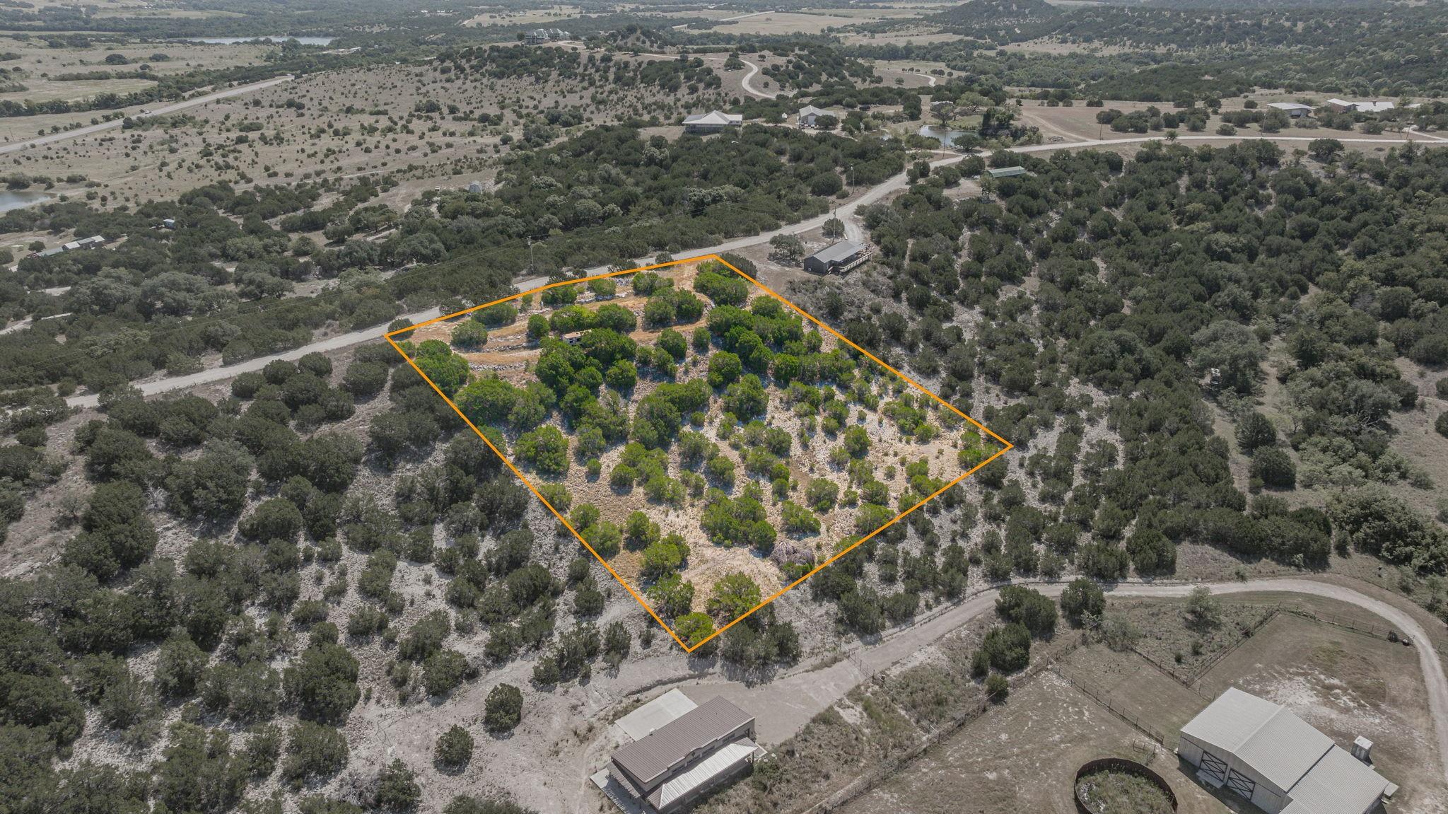 main property photo 19