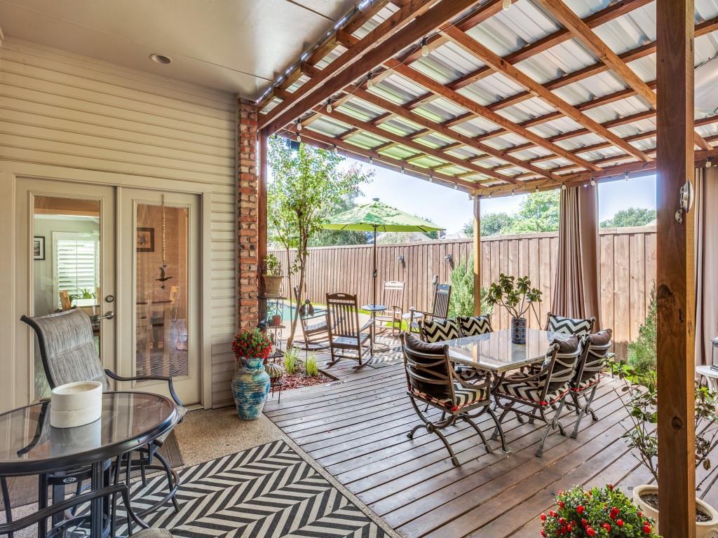 main property photo 18