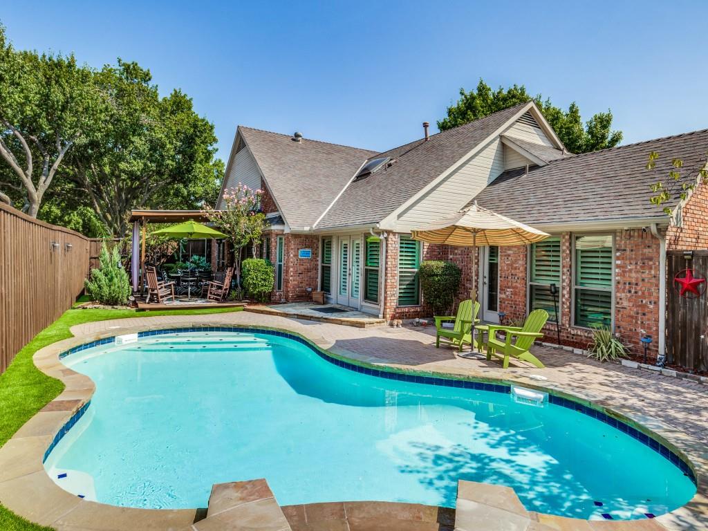 main property photo 23