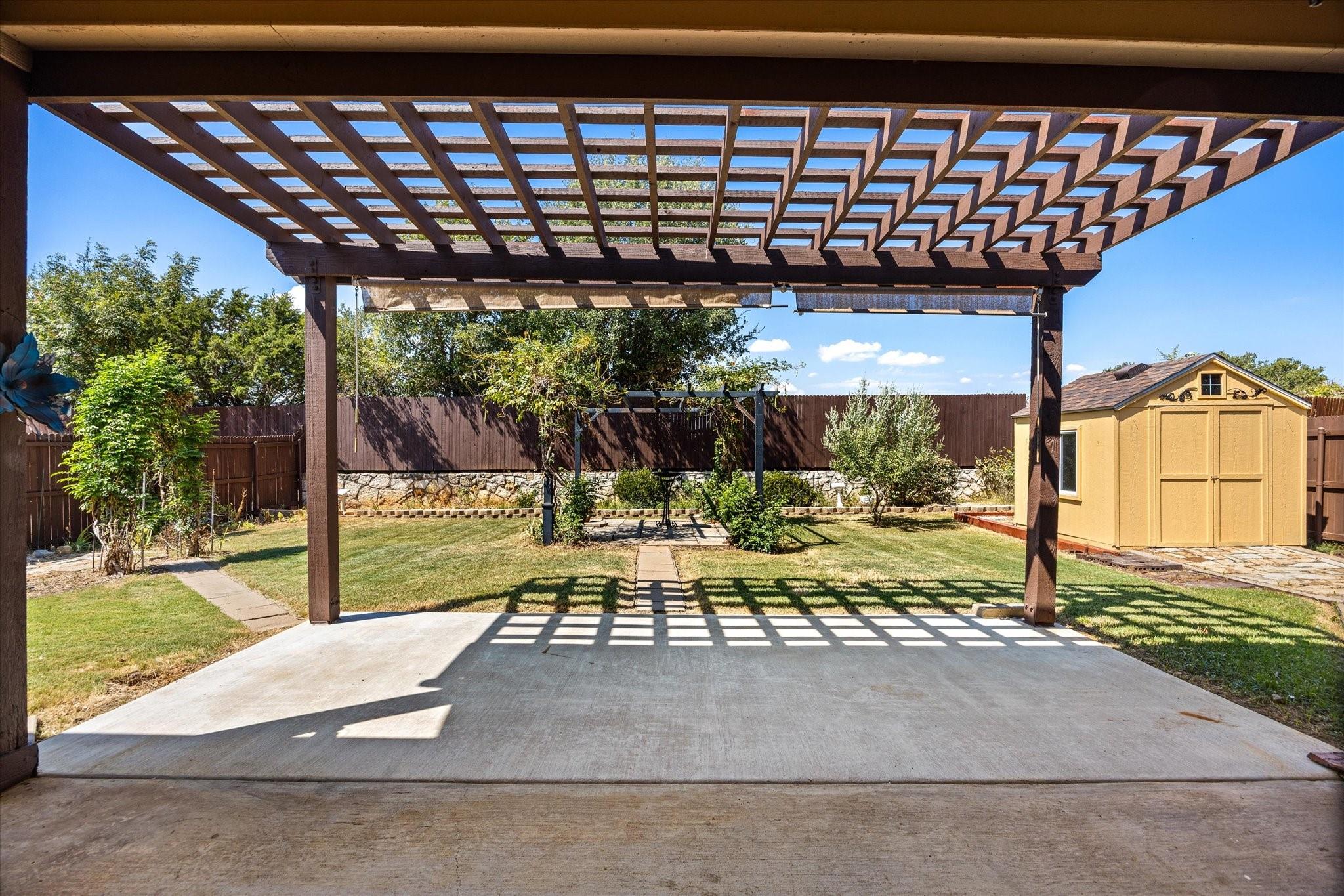 main property photo 29