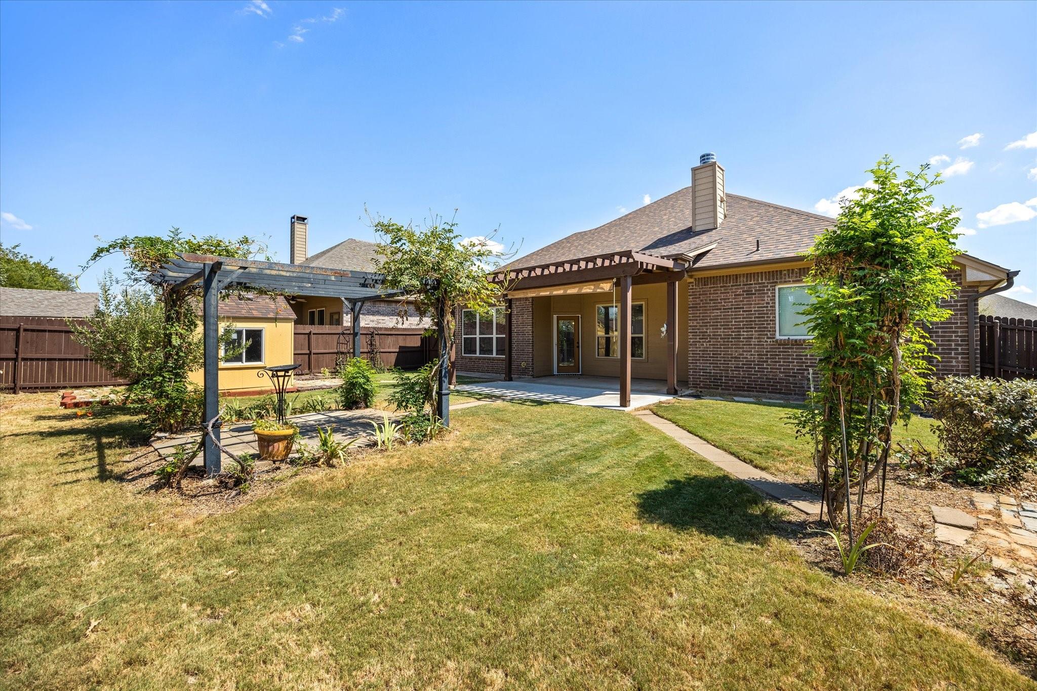 main property photo 33