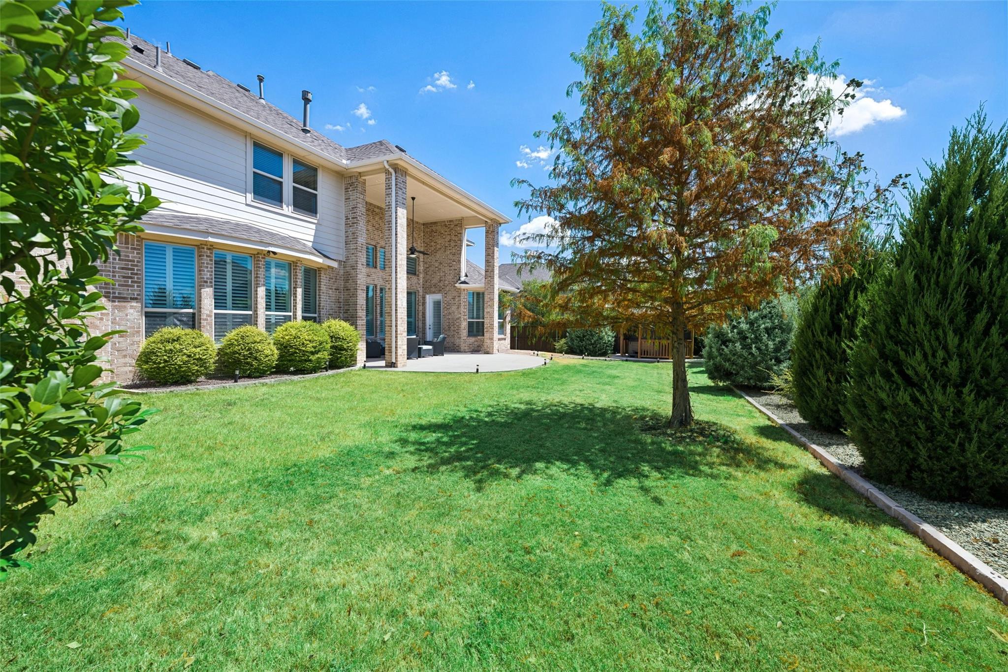 main property photo 34