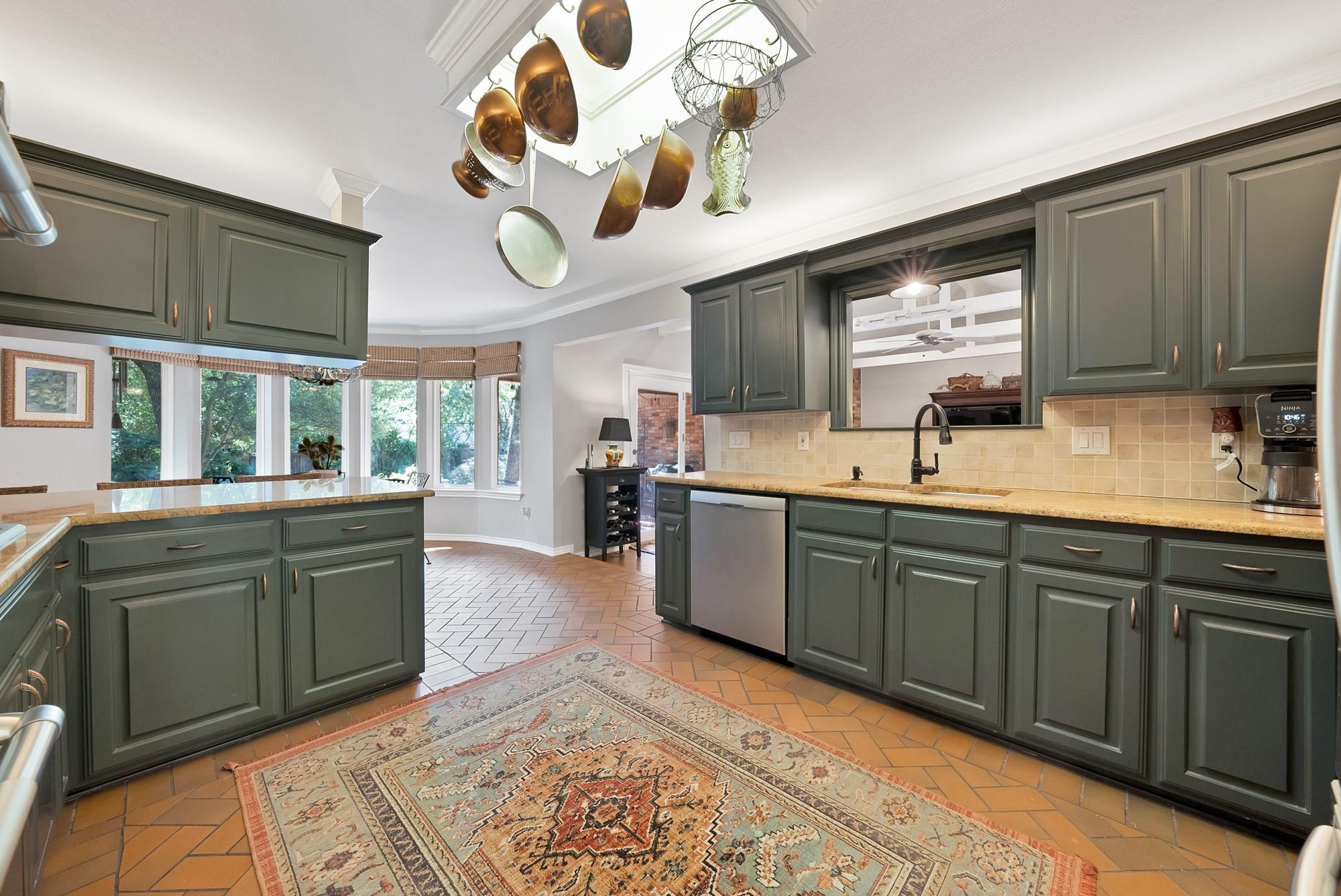 main property photo 17