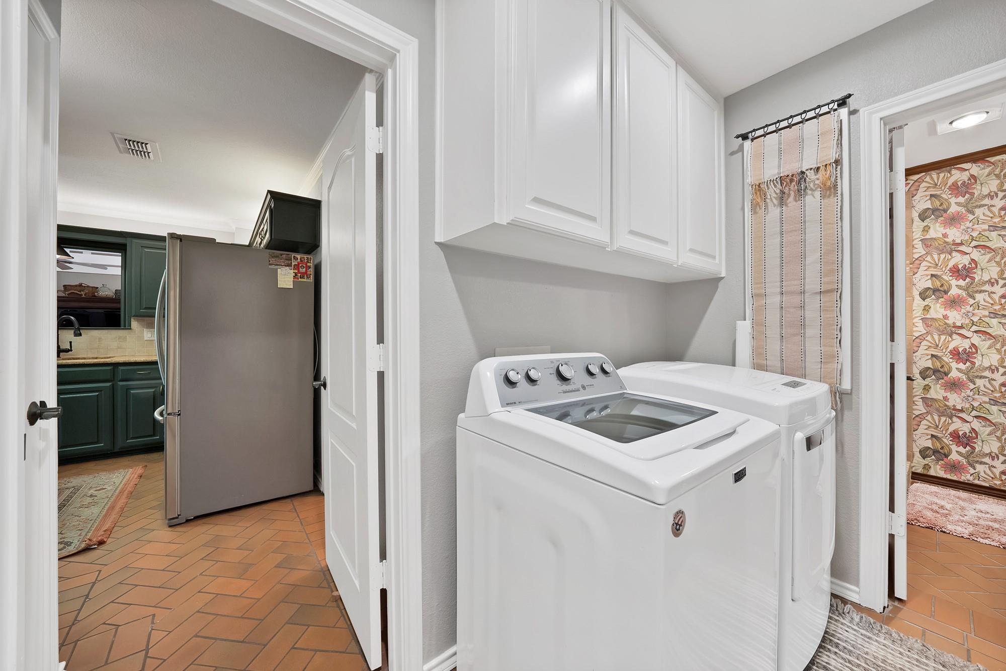 main property photo 36