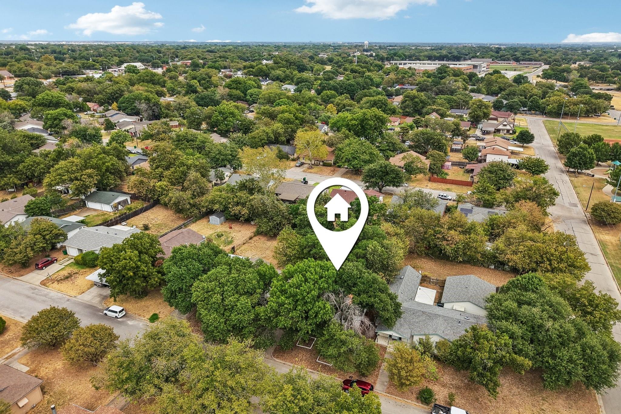 main property photo 17