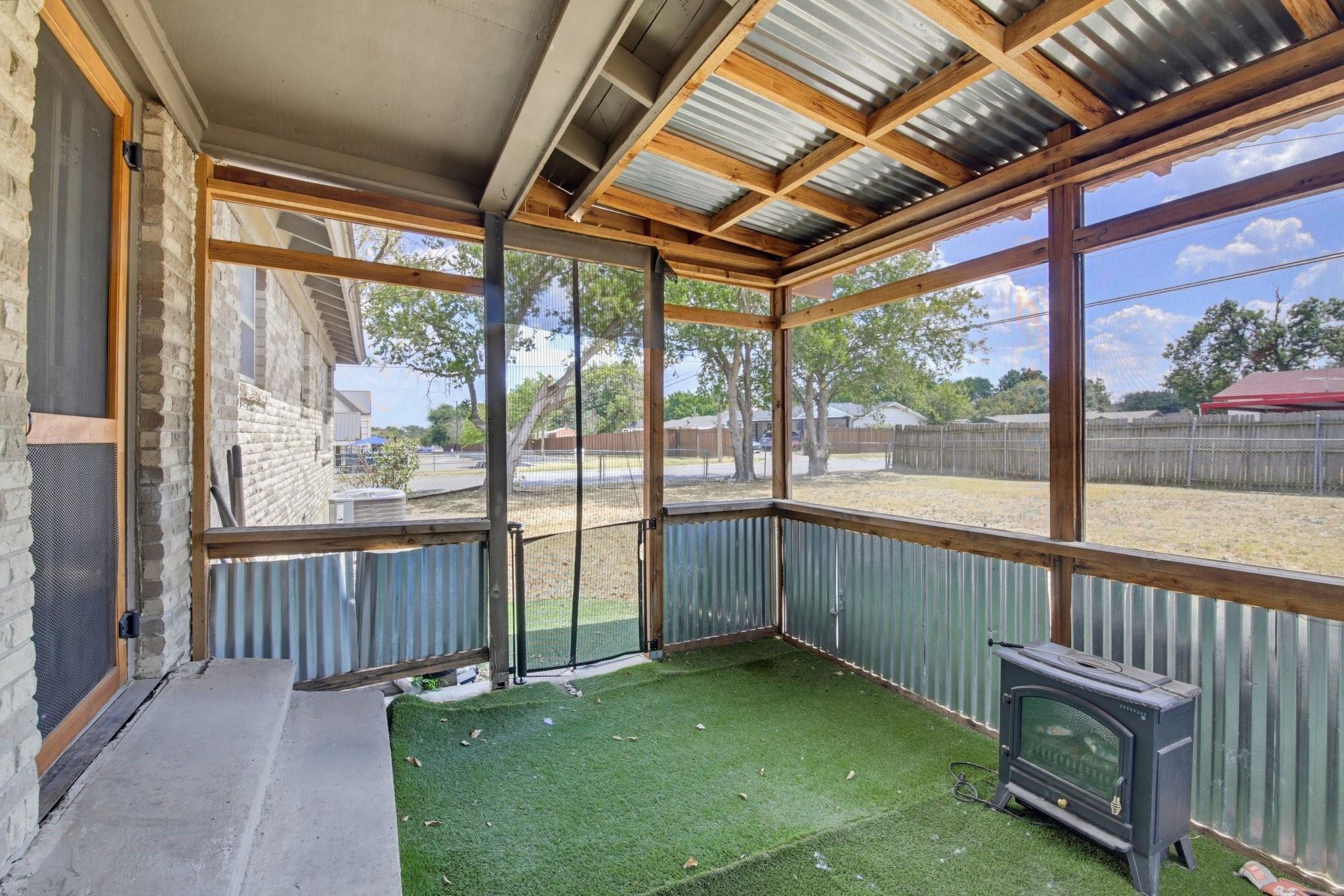 main property photo 21
